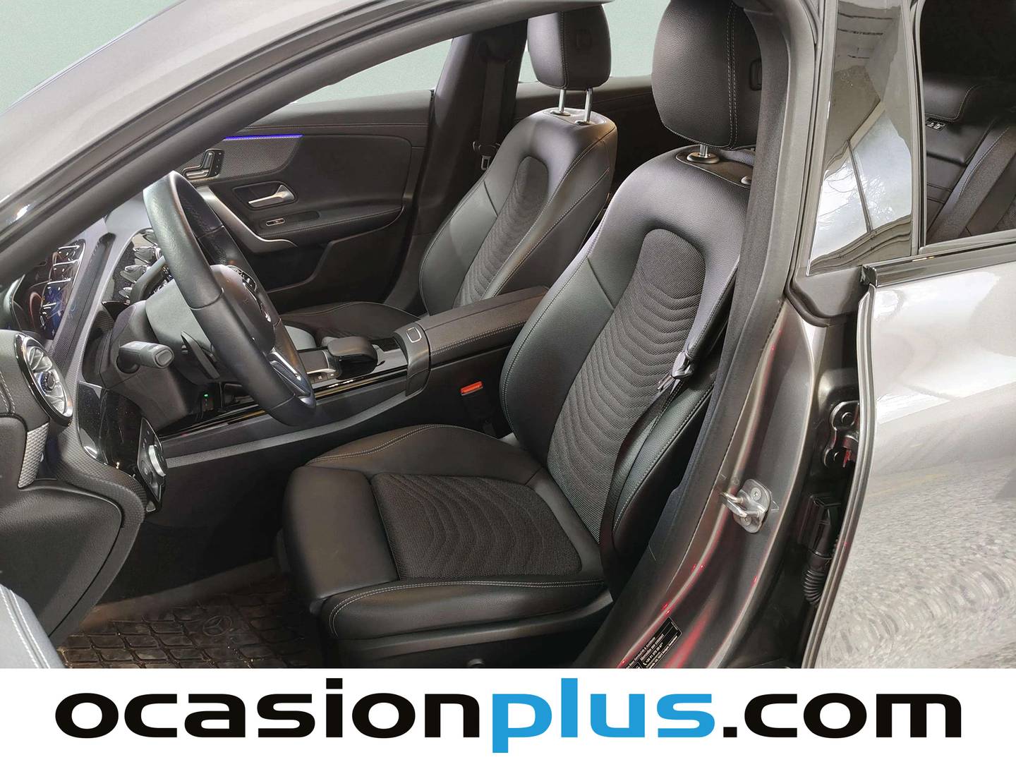 Foto asientos delanteros Mercedes CLA Mercedes-Benz CLA Shooting Brake CLA 250 e (218 CV)
