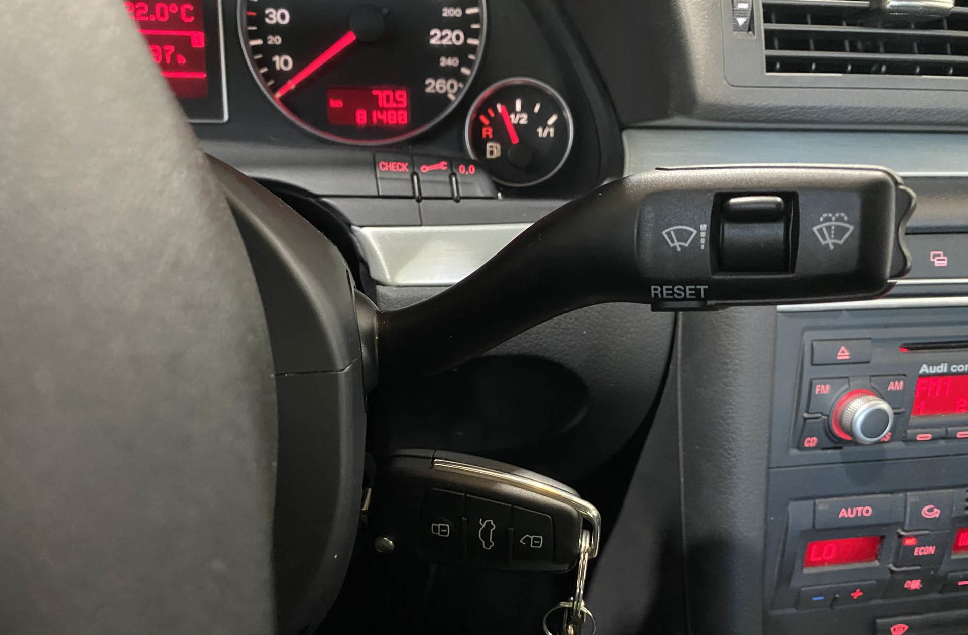 Audi A4 2.0 TDI - foto 21