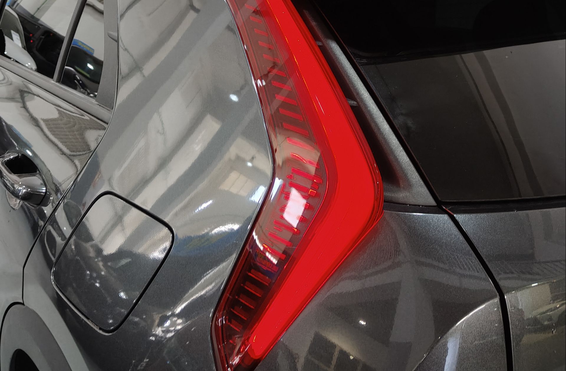Kia Niro 1.6 GDi PHEV Concept - foto 16