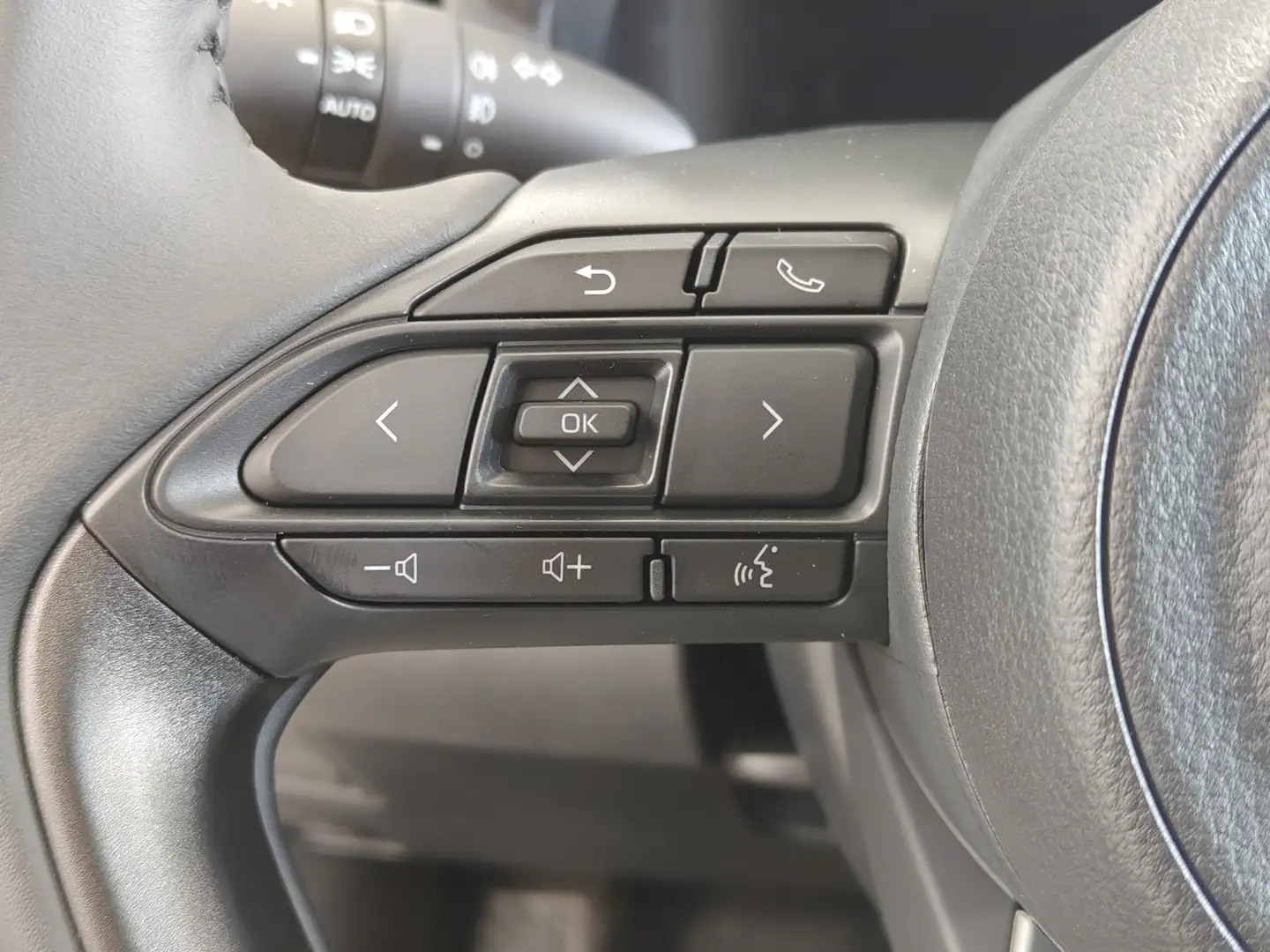 Foto Toyota Yaris Cross Toyota Yaris Cross 120H Business Plus (116 CV)