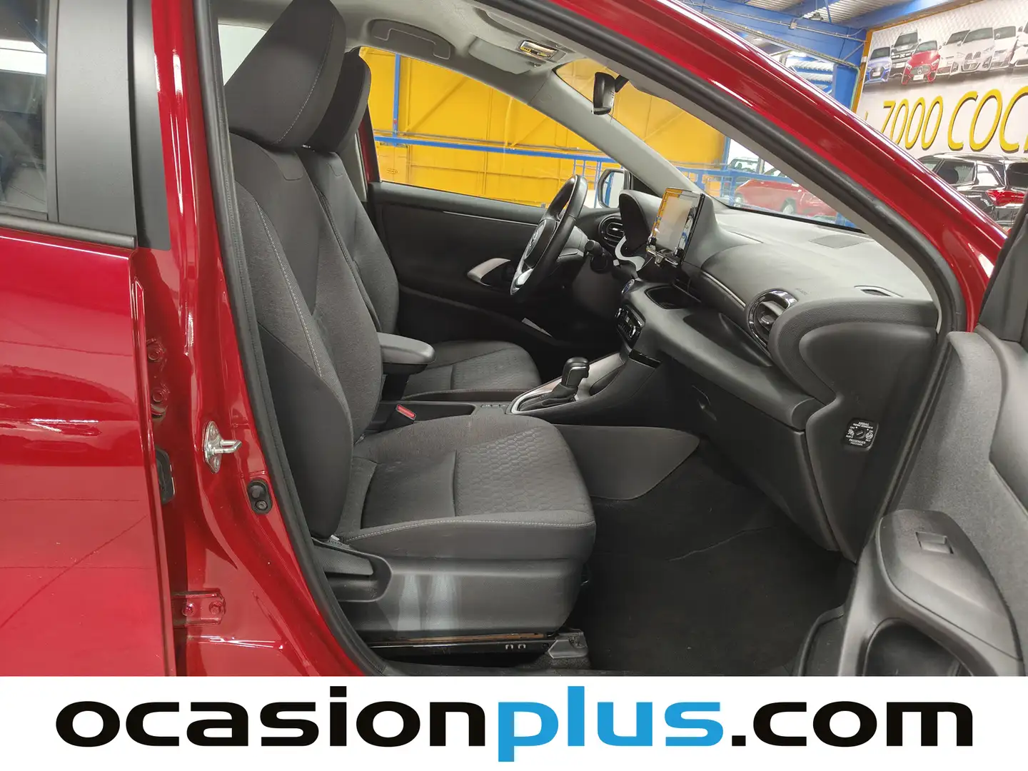 Foto Toyota Yaris Toyota Yaris 120H Business Plus (116 CV)