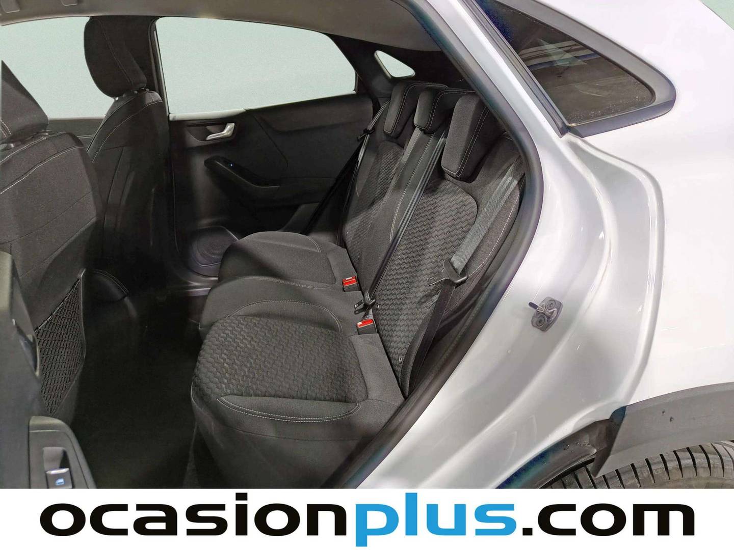 Foto asientos traseros Ford Puma Ford Puma 1.0 EcoBoost Titanium (125 CV)