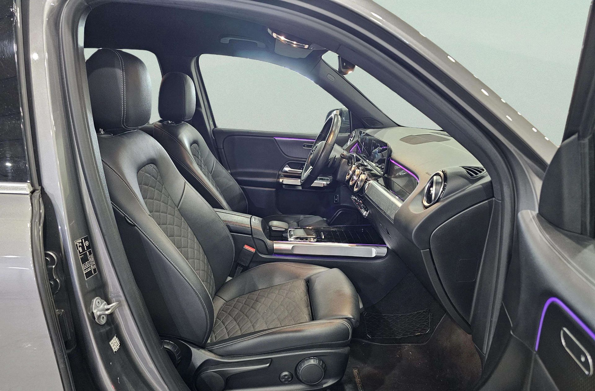 Mercedes-Benz GLB 200 d - foto 24