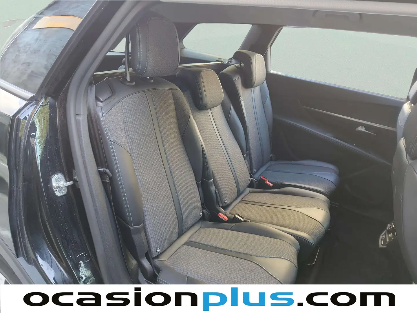 Foto Peugeot 5008 Peugeot 5008 PureTech 130 S&S Allure EAT8 (130 CV) 7 Plazas