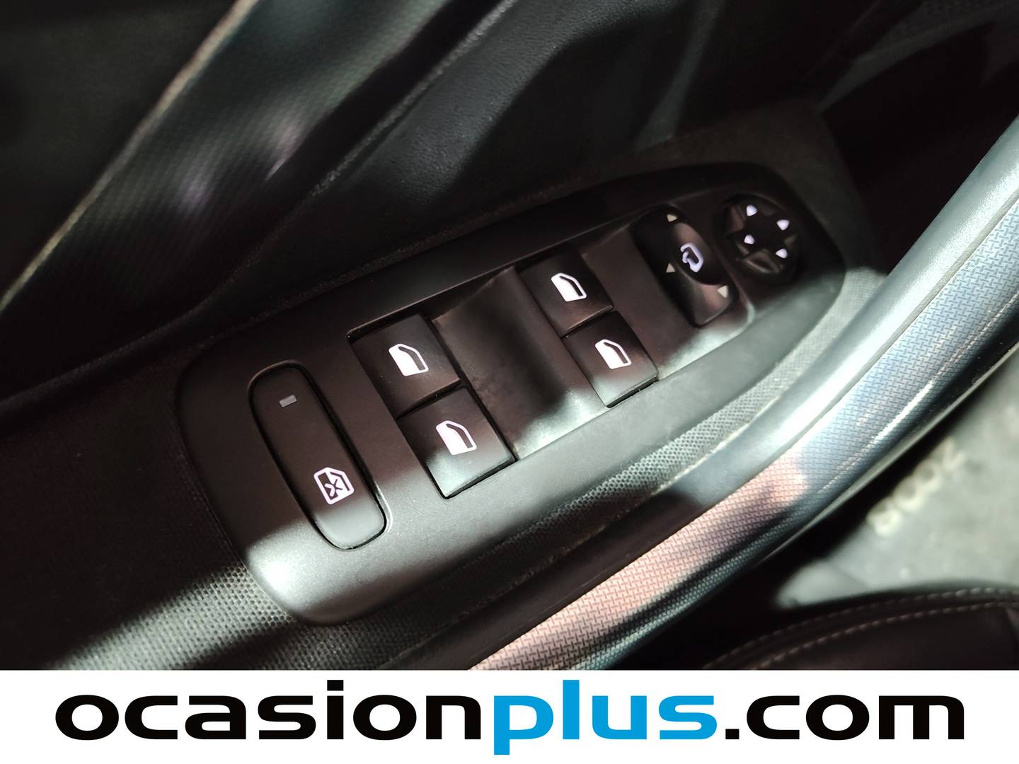 Foto Peugeot 2008 Peugeot 2008 PureTech 110 Allure (110 CV)