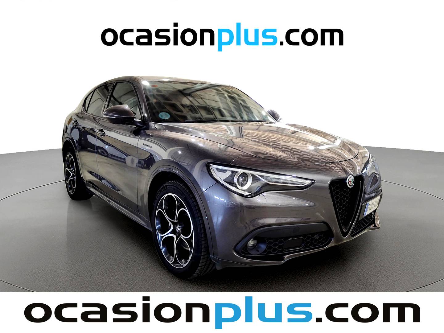 Foto delantera Alfa Romeo Stelvio Alfa Romeo Stelvio 2.2 Diésel Veloce Q4 Auto (210 CV) derecha