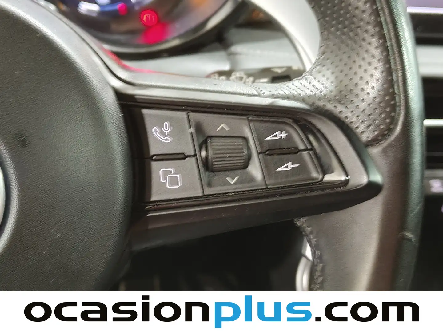 Foto Alfa Romeo Tonale Alfa Romeo Tonale 1.5 MHEV Speciale FWD Auto (130 CV)