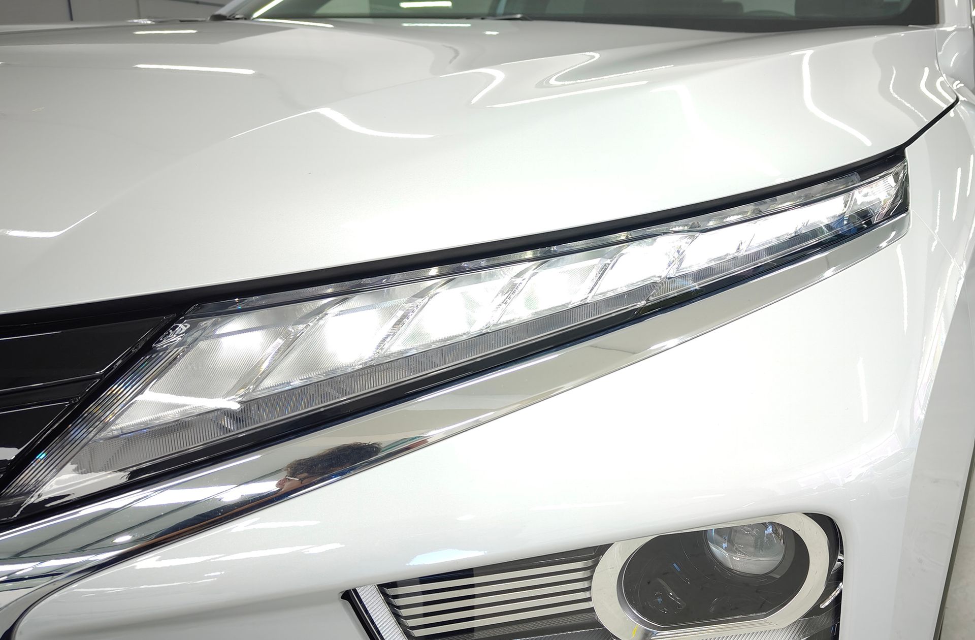 Mitsubishi Eclipse Cross 2.4 PHEV Kaiteki 4WD - foto 13