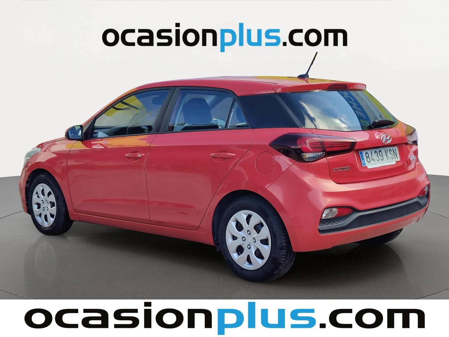 Foto trasera Hyundai i20 Hyundai i20 1.2 MPI Essence LE (75 CV) izquierda