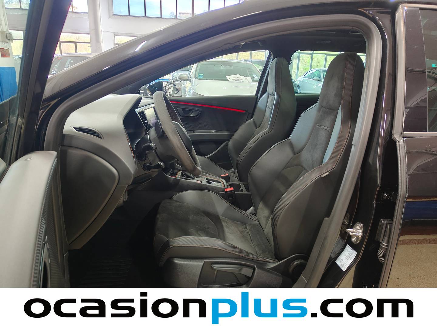 Foto asientos delanteros Seat León SEAT León ST ST 2.0 TSI S&S Cupra 4Drive DSG (300 CV)