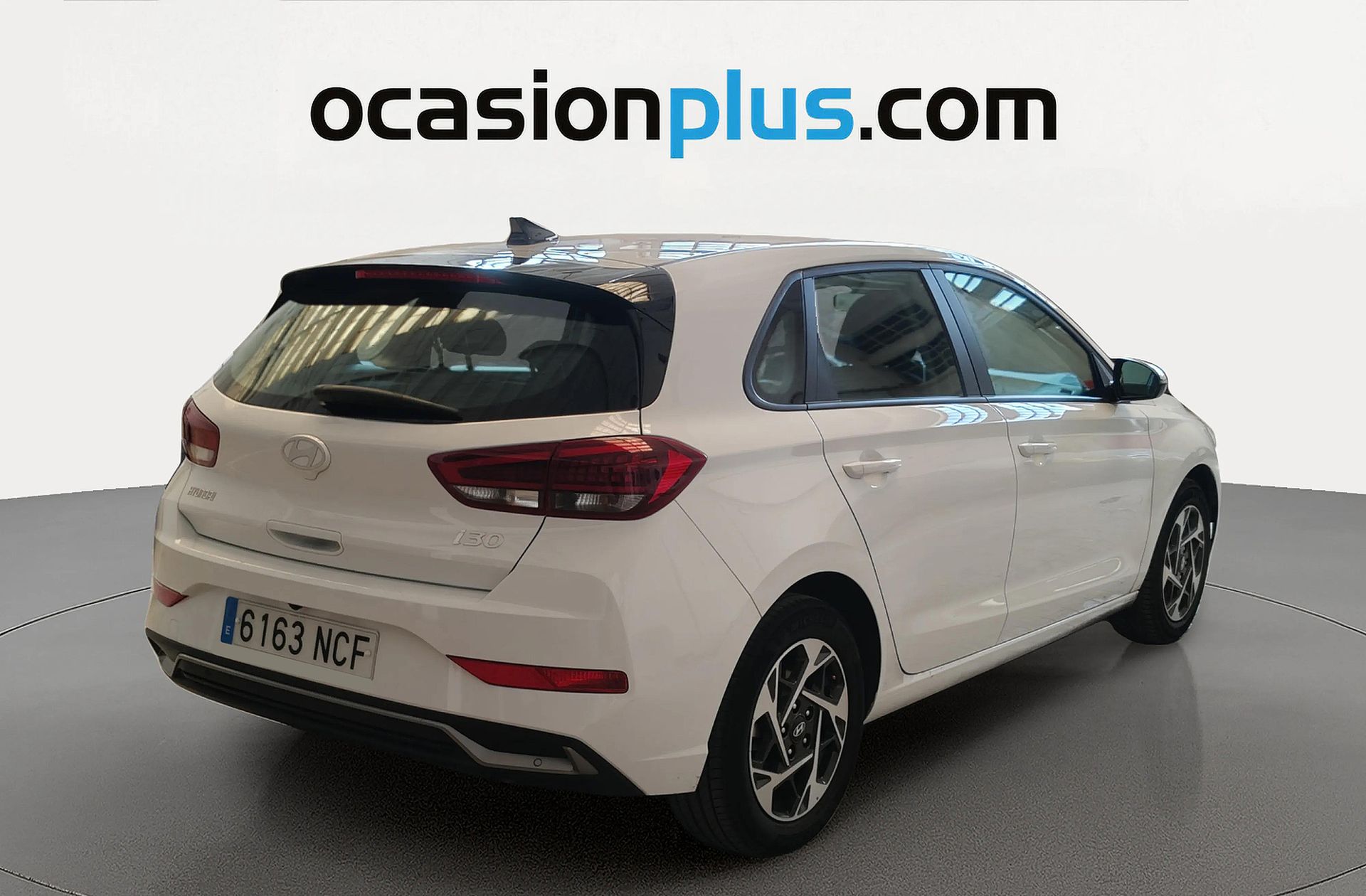Hyundai i30 1.5 DPI Klass - foto 3