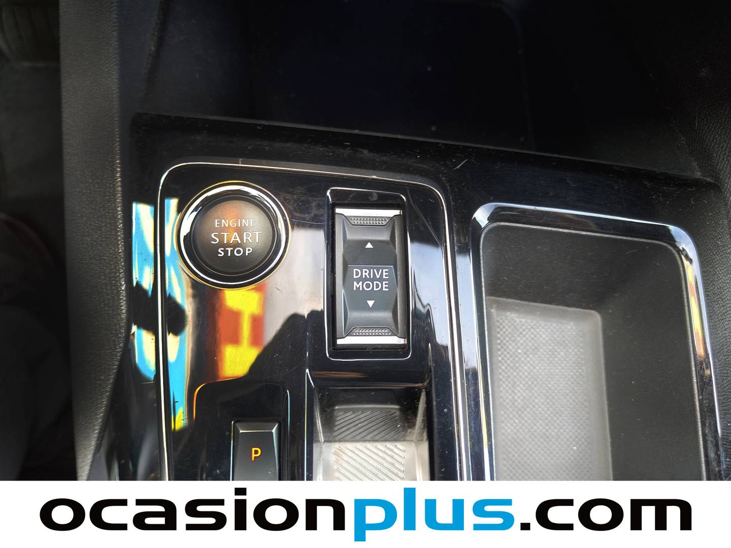 Foto Peugeot 3008 Hybrid Peugeot 3008 Hybrid 300 Allure Pack e-EAT8 (300 CV)