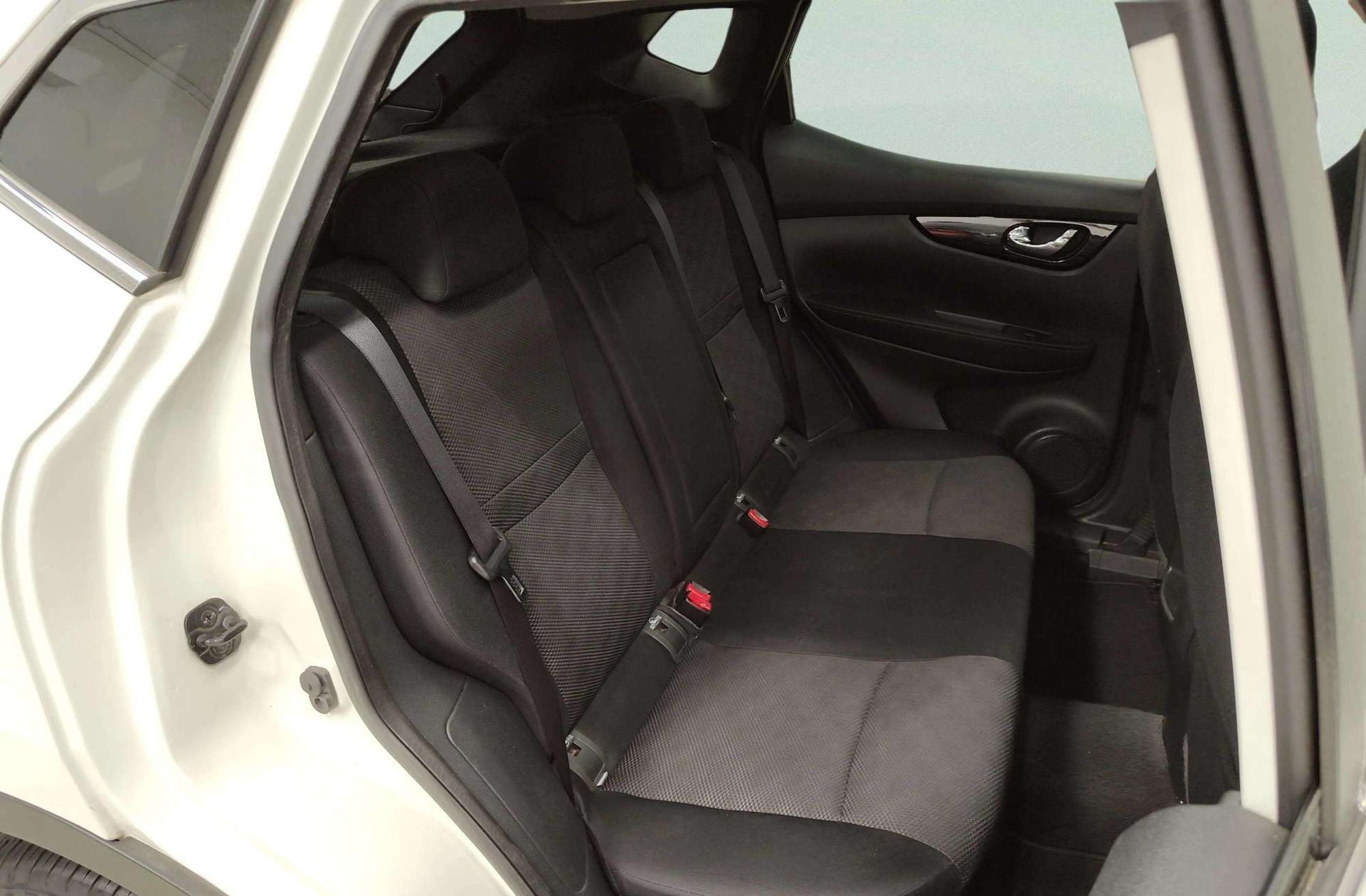 Nissan Qashqai DIG-T 115 N-Connecta 4x2 XTronic - foto 15