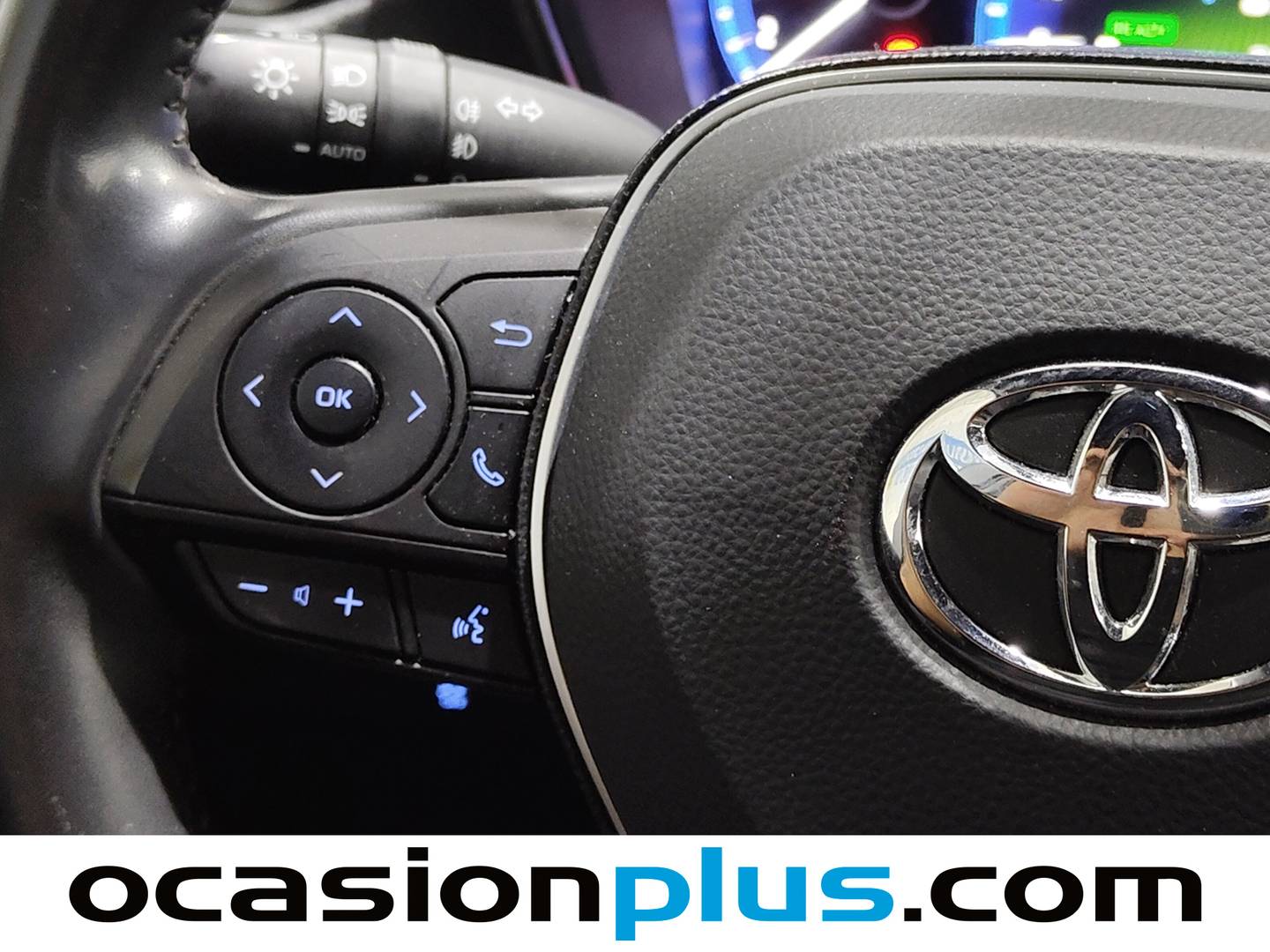 Toyota Corolla Toyota Corolla 1.8 125 Híbrido Feel! E-CVT (122 CV) seminuevo