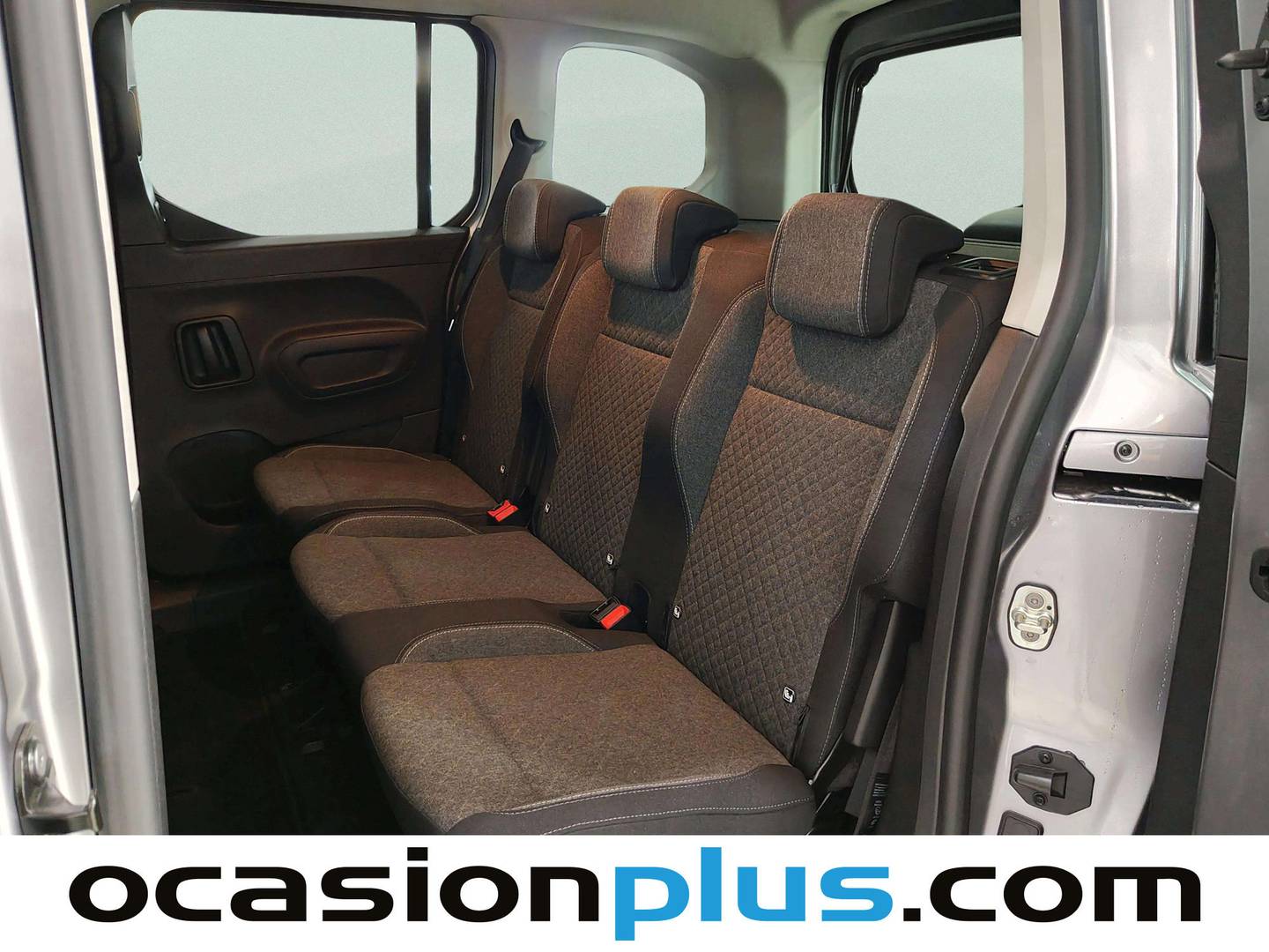 Foto asientos traseros Opel Combo Opel Combo Combi 1.5 Td S&S (100 CV)