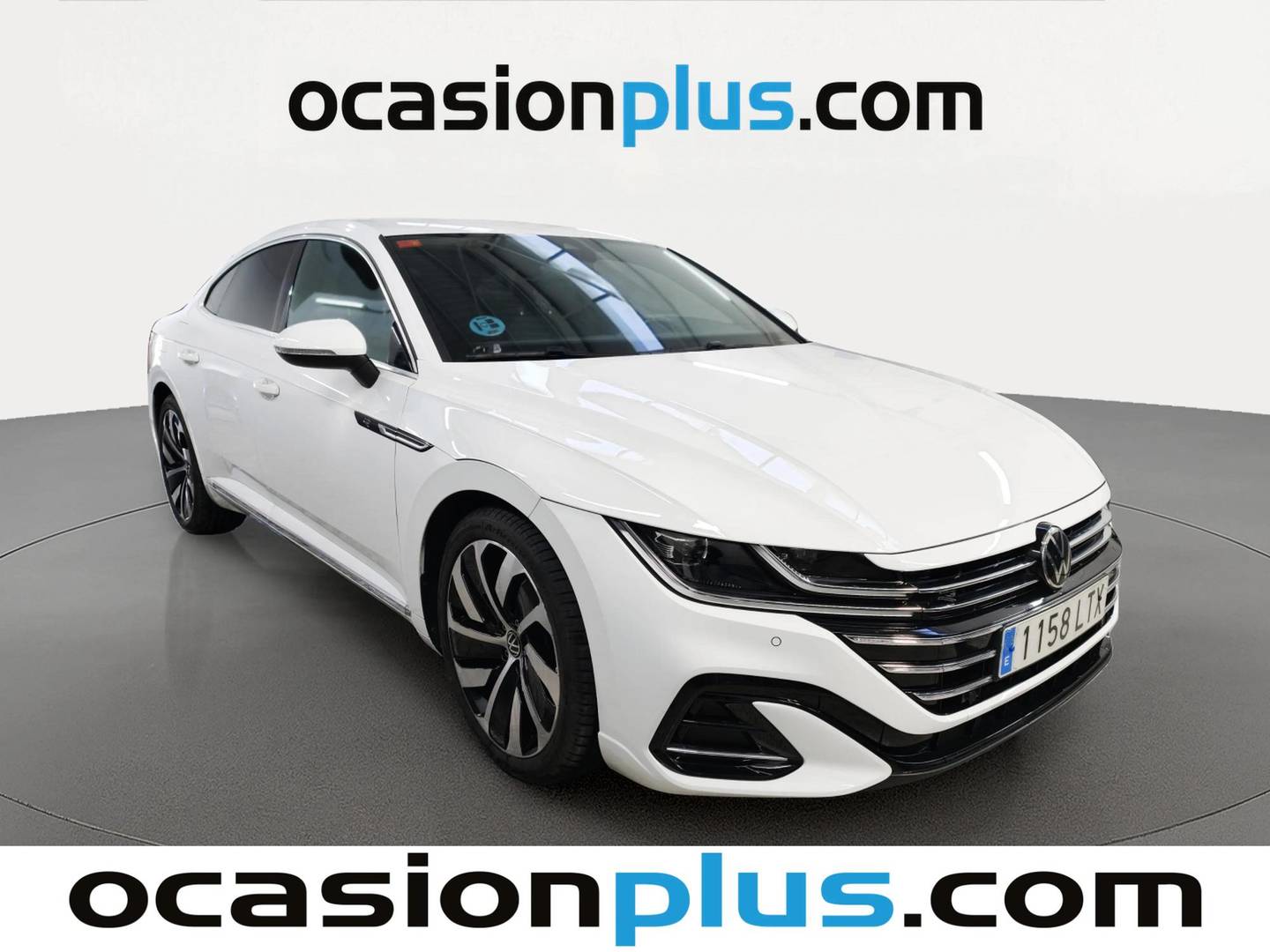 Foto delantera Volkswagen Arteon Volkswagen Arteon R-Line 2.0 TDI  (150 CV) DSG derecha