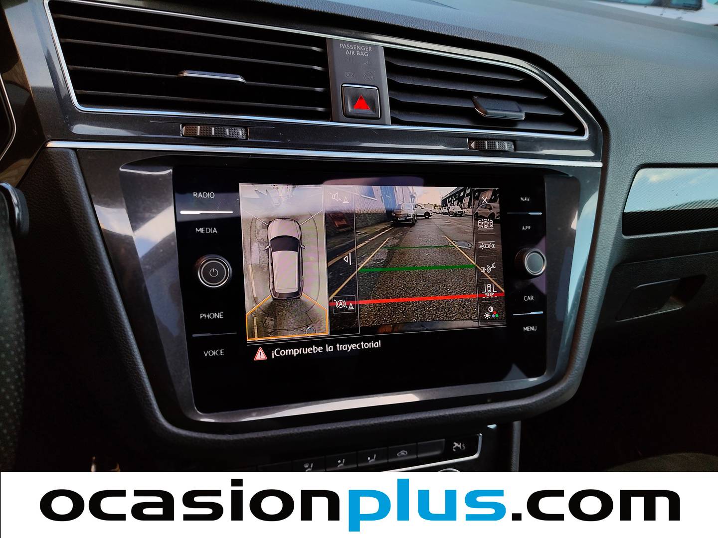 Foto Volkswagen Tiguan Volkswagen Tiguan Sport 2.0 TDI (150 CV) DSG Pack R-Line