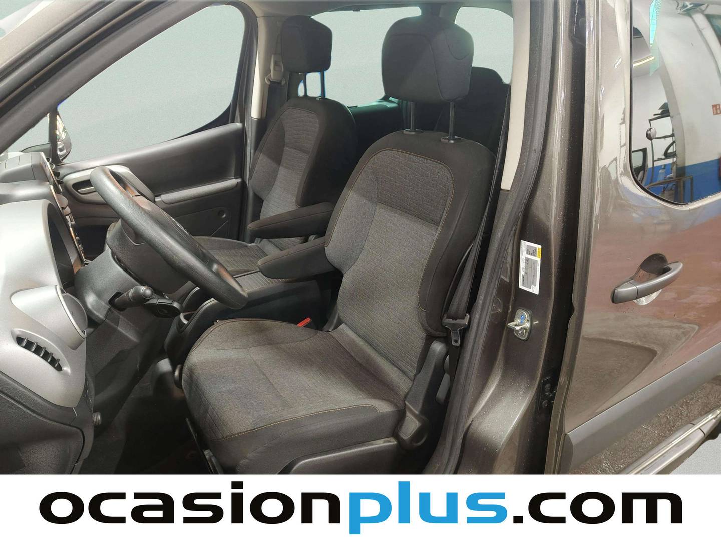 Foto asientos delanteros Citroën Berlingo Citroën Berlingo Combi PureTech 110 20 Aniversario (110 CV)