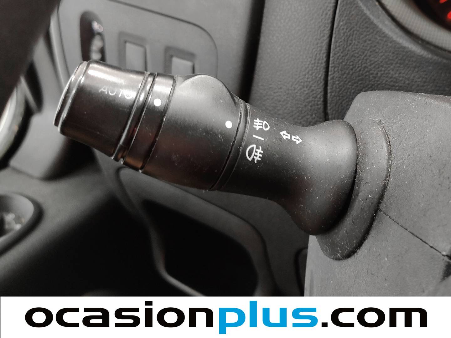 Acabados Nissan NV400 Nissan NV400 Furgon 2.3 dCi L3H2 3.5T FWD Comfort (135 CV) Camperizada 3 plazas