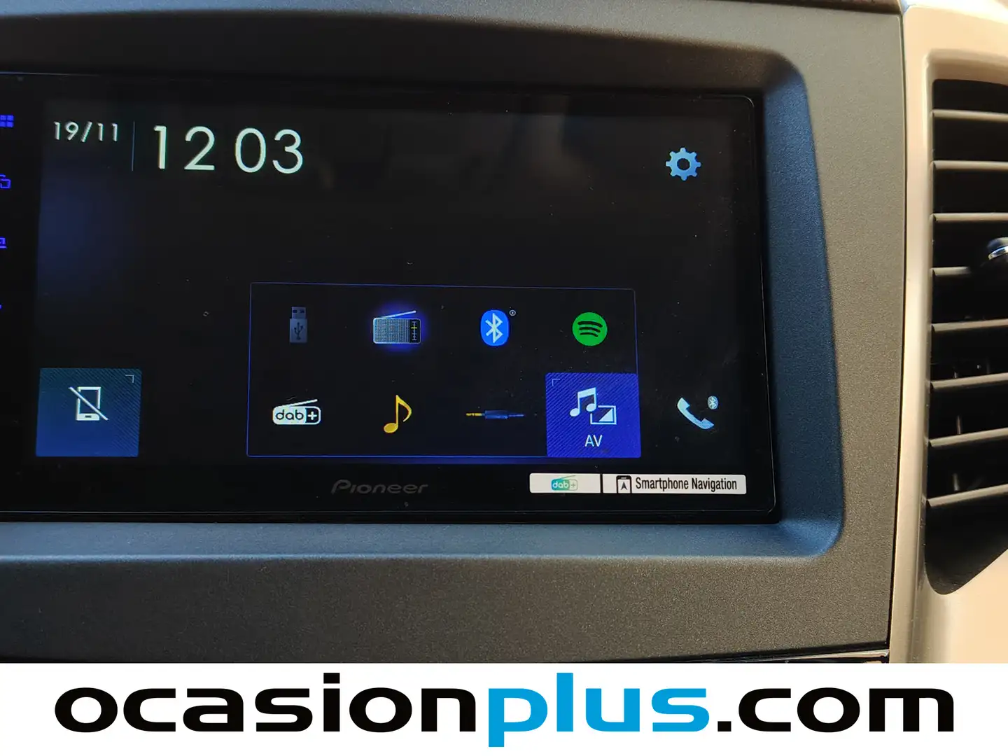 Foto SsangYong Tivoli Ssangyong Tivoli D16T Limited 4x2 (115 CV)