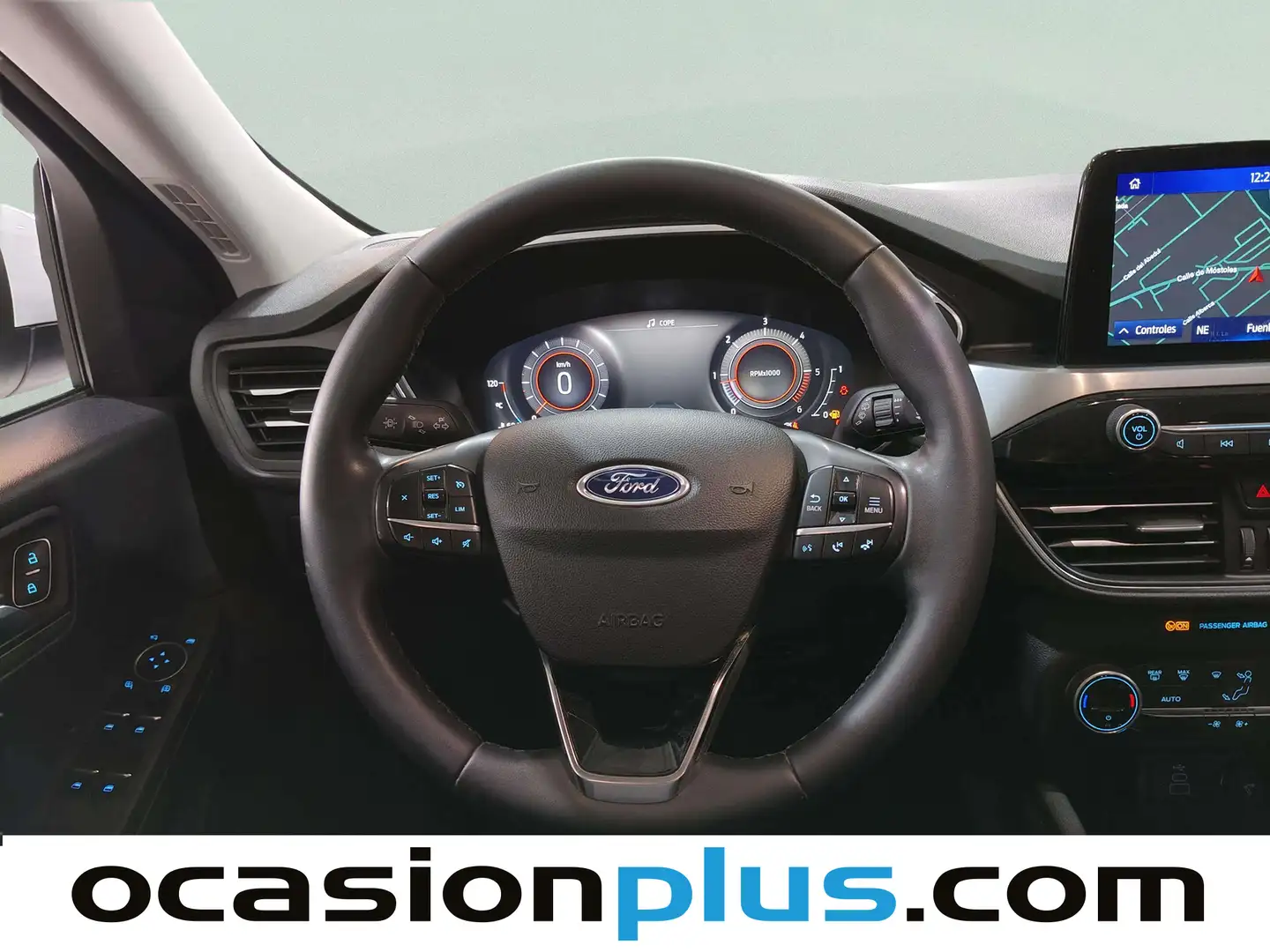 Foto Ford Kuga Ford Kuga 1.5 EcoBlue Titanium Auto (120 CV)