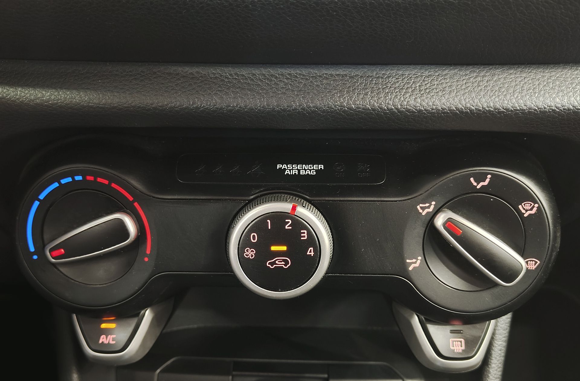 Kia Picanto 1.0 DPi Concept Pack Comfort - foto 31