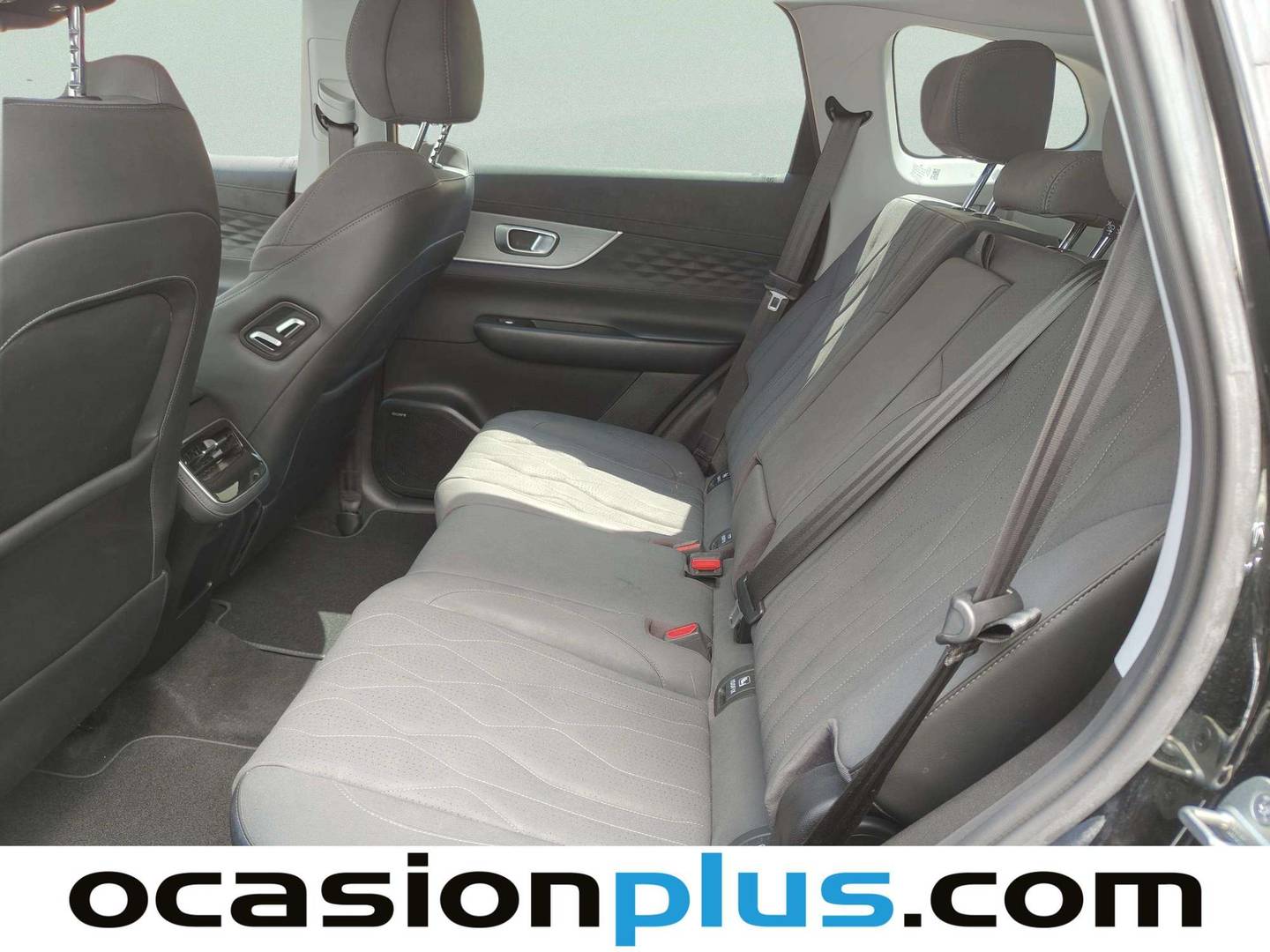 Foto asientos traseros EBRO S800 EBRO S800 1.6 TGDI Premium DCT (147 CV) 7 Plazas