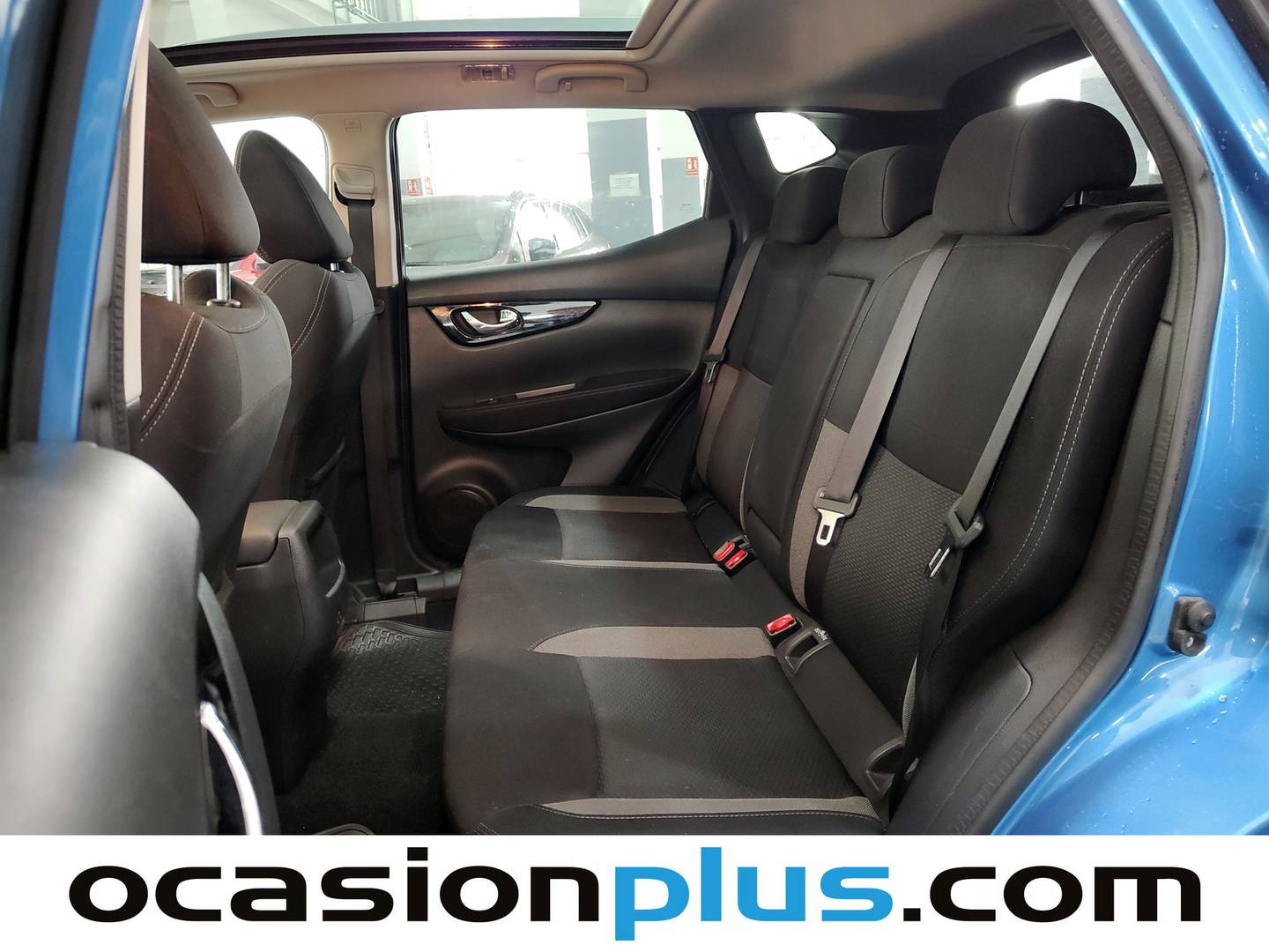 Foto asientos traseros Nissan QASHQAI Nissan Qashqai DIG-T 140 N-Connecta (140 CV)