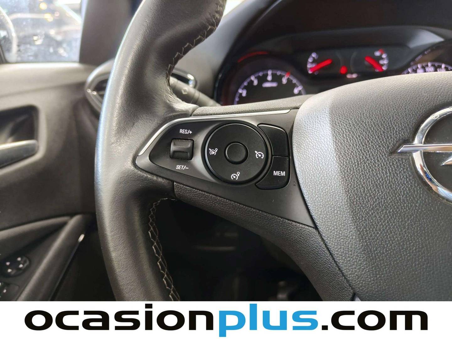 Opel Crossland X Opel Crossland X 1.2 S&S Design Line 120 Aniversario (110 CV) seminuevo