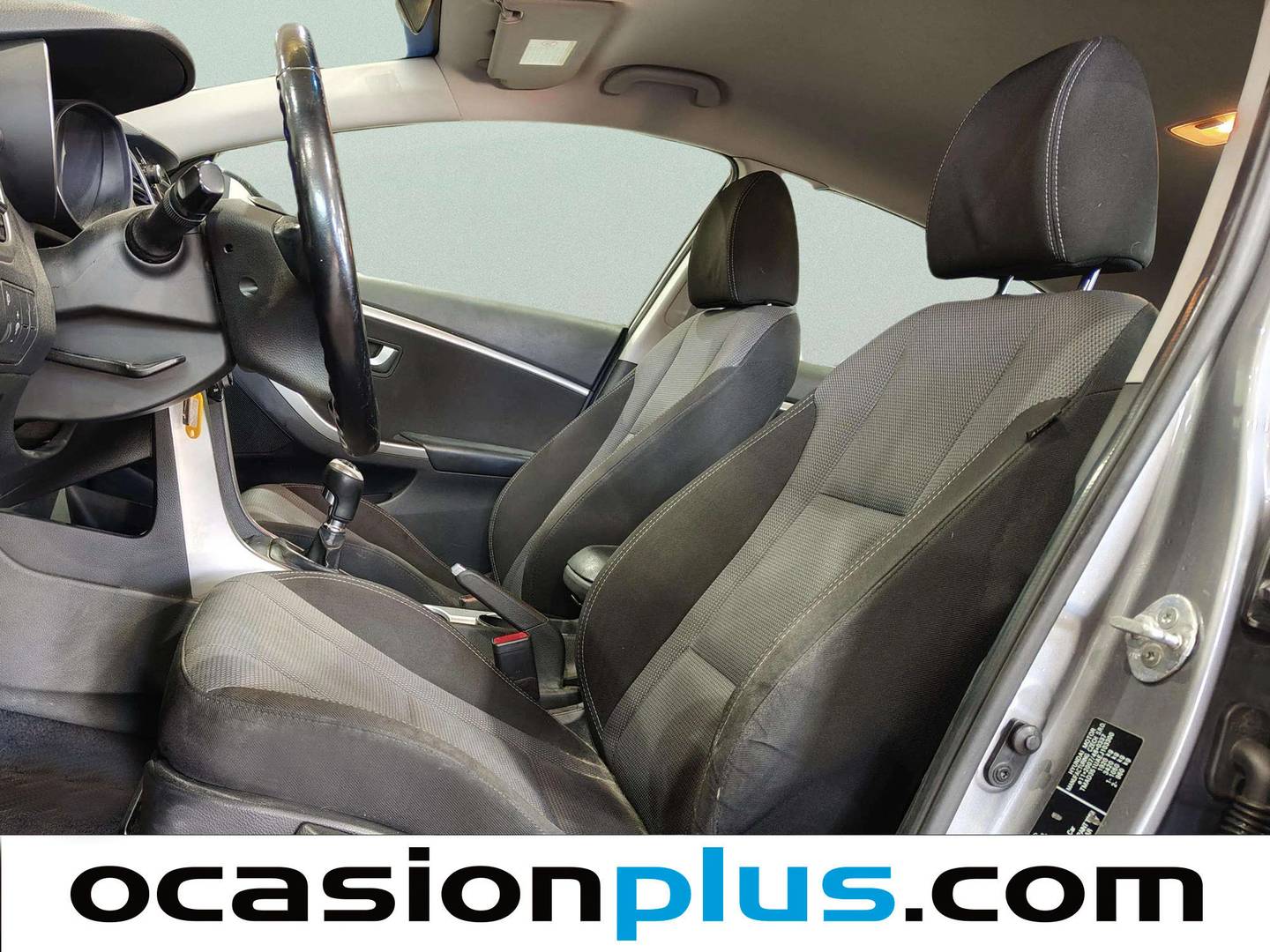 Foto asientos delanteros Hyundai i30 Hyundai i30 1.6 CRDI Tecno S (110 CV)