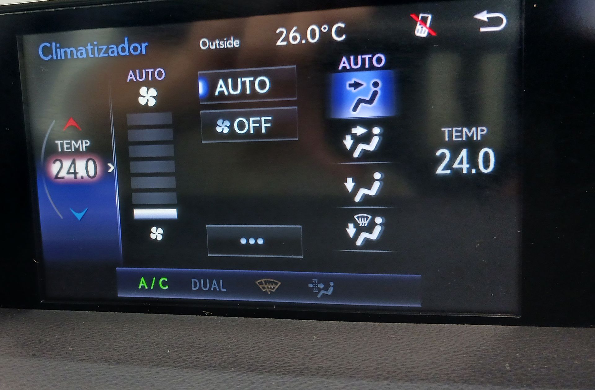 Lexus CT 200h Executive Navibox - foto 30