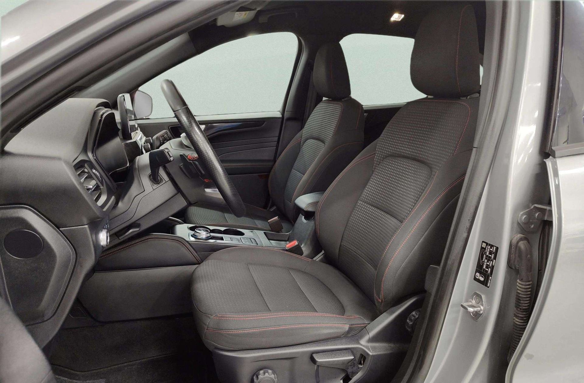 Ford Kuga 1.5 EcoBlue ST-Line - foto 13
