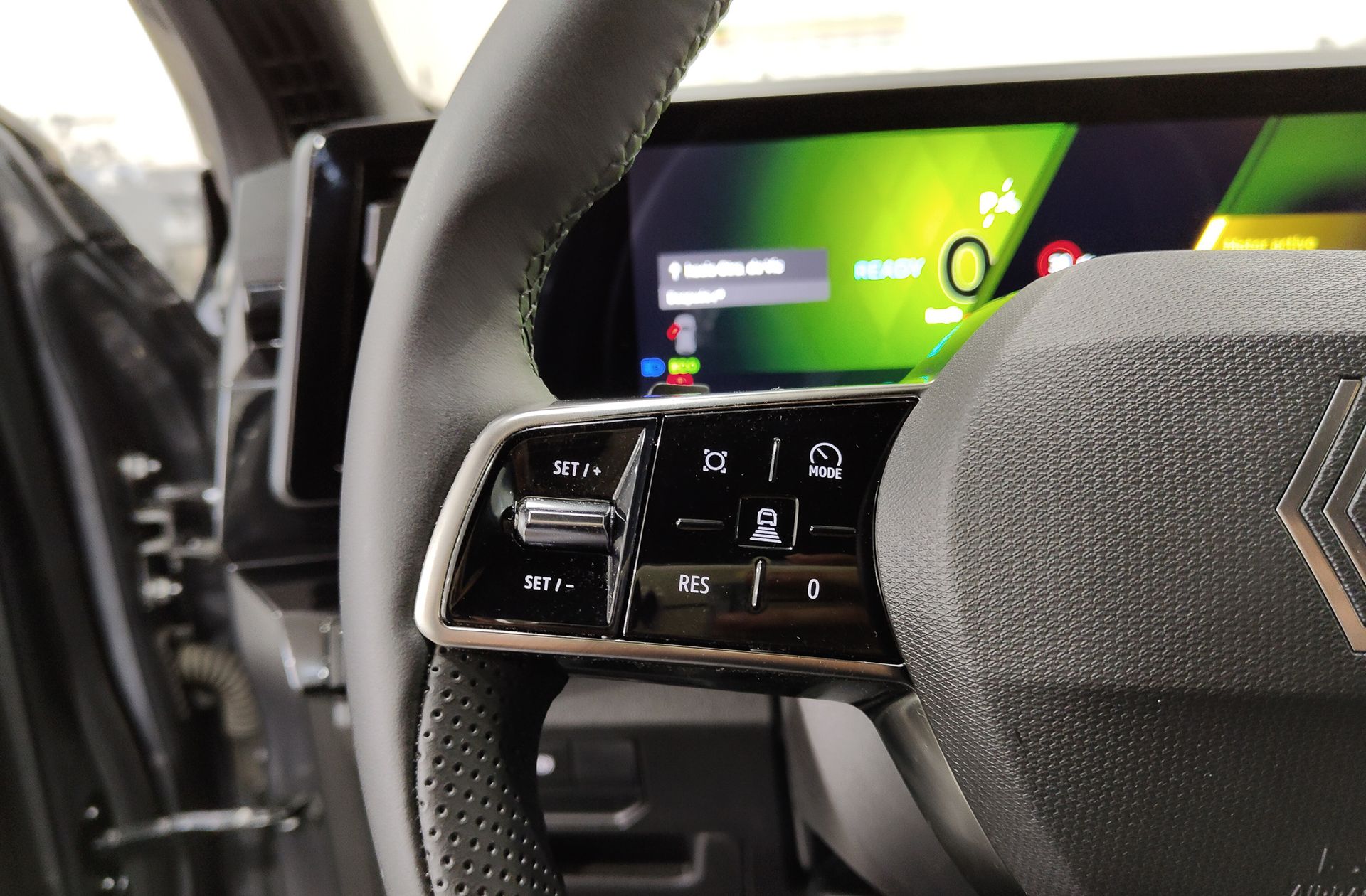 Renault Rafale Techno E-Tech full hybrid - foto 26