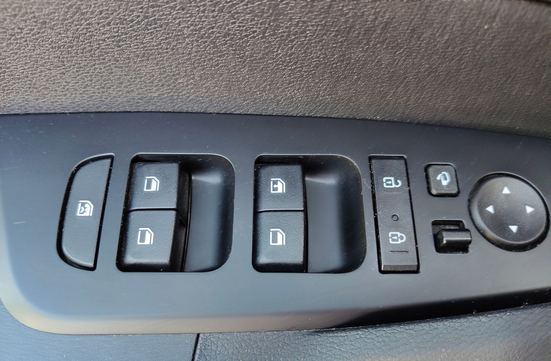 Kia Sportage 1.6 T-GDi Drive 4x2 - foto 19