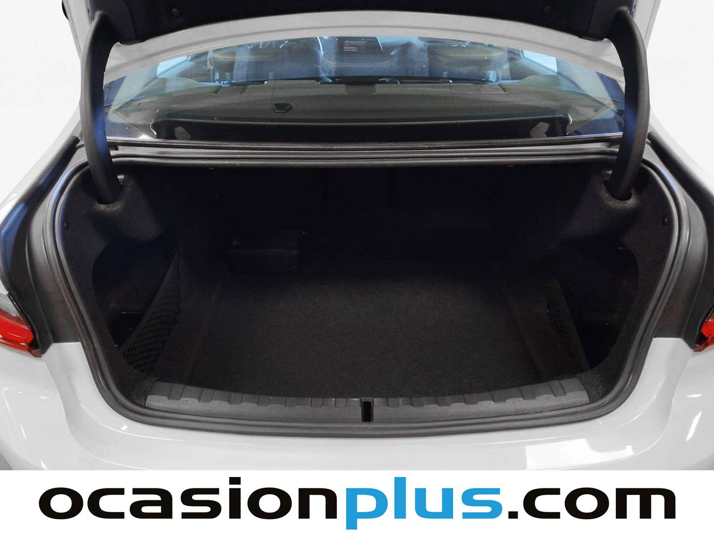 Fotos maletero BMW Serie 3 BMW Serie 3 320d (190 CV)