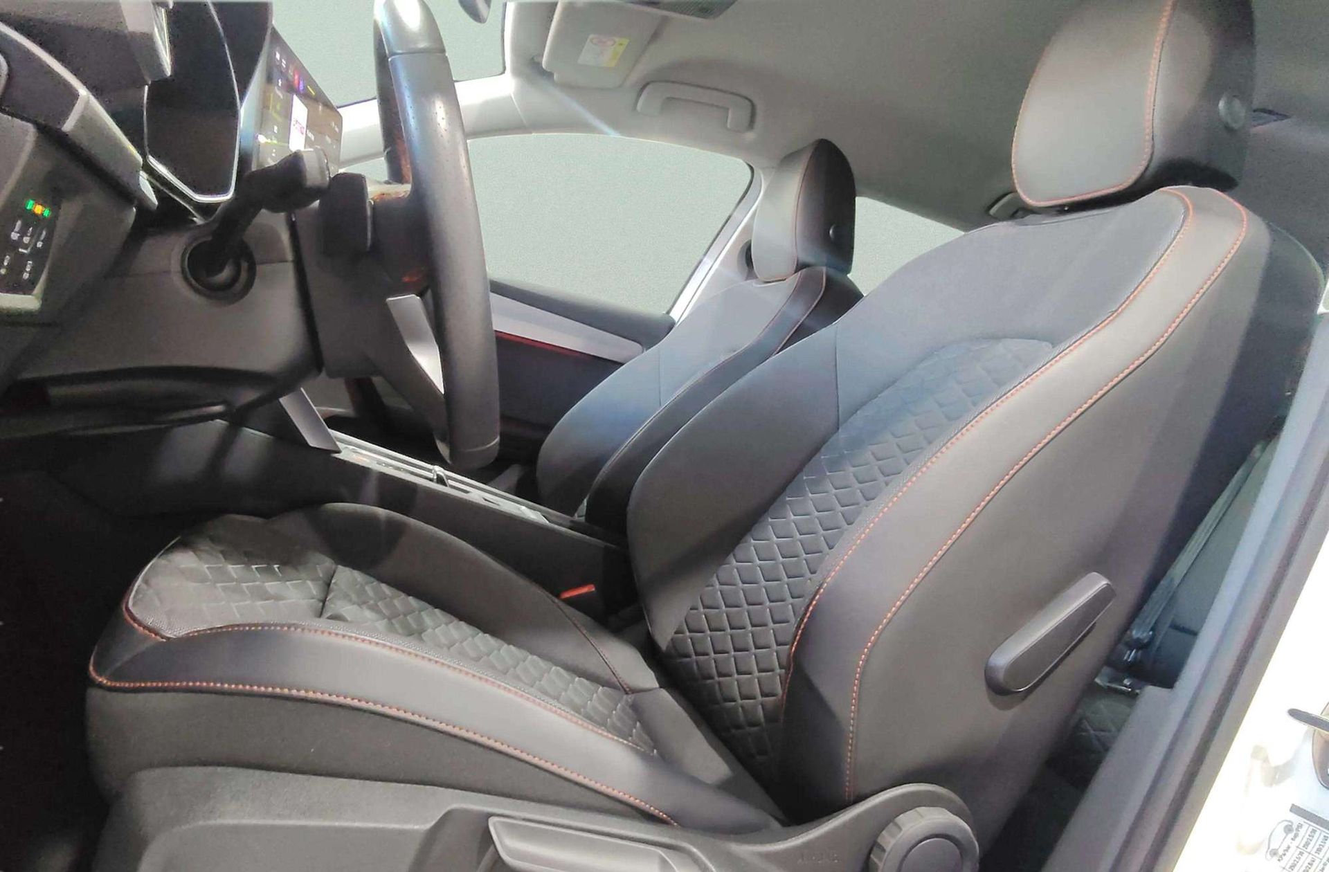 SEAT León ST 2.0 TDI FR XS DSG - foto 13