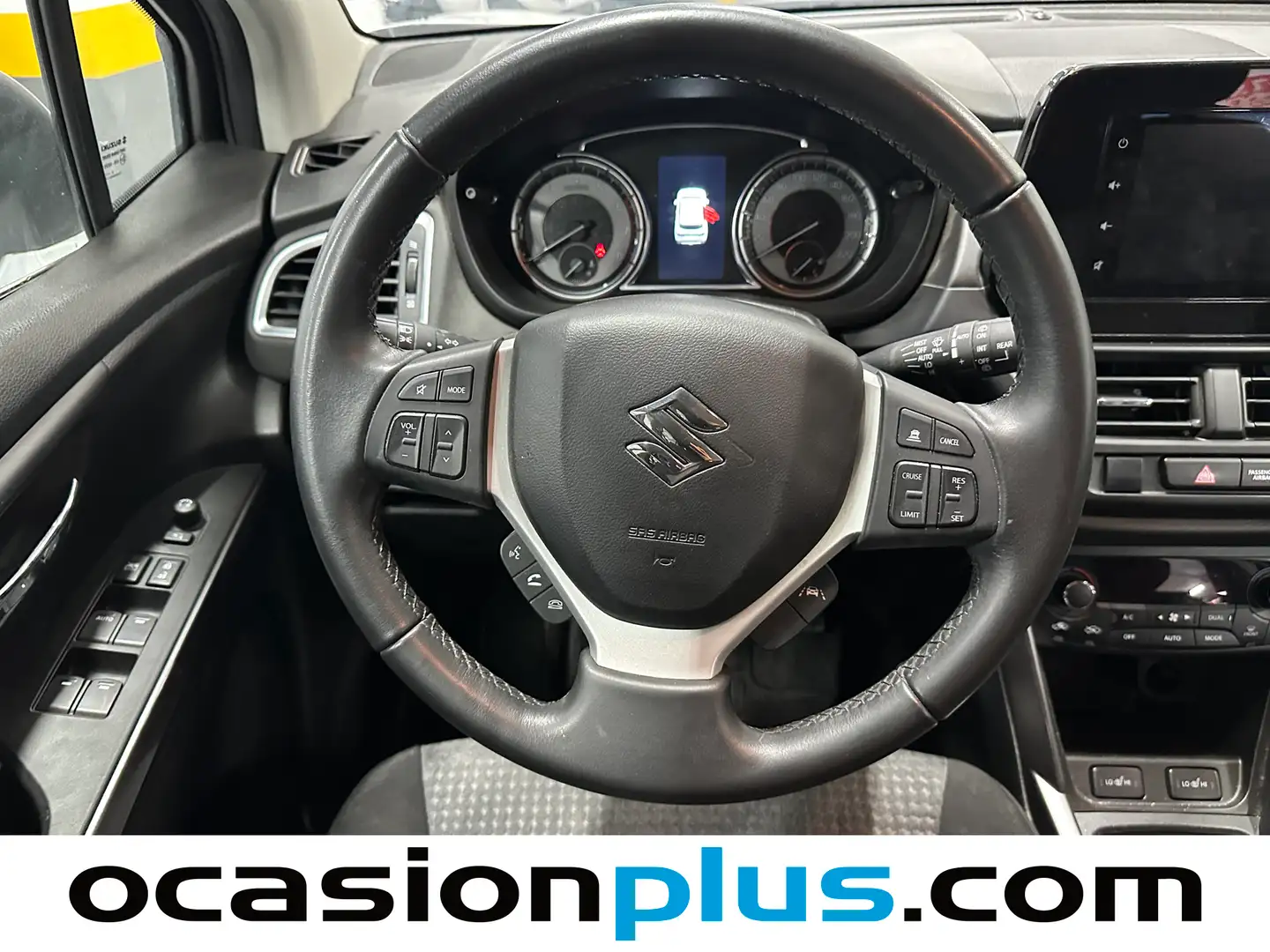 Foto Suzuki S-Cross Suzuki S-Cross 1.4T Mild Hybrid S2 4WD (129 CV)