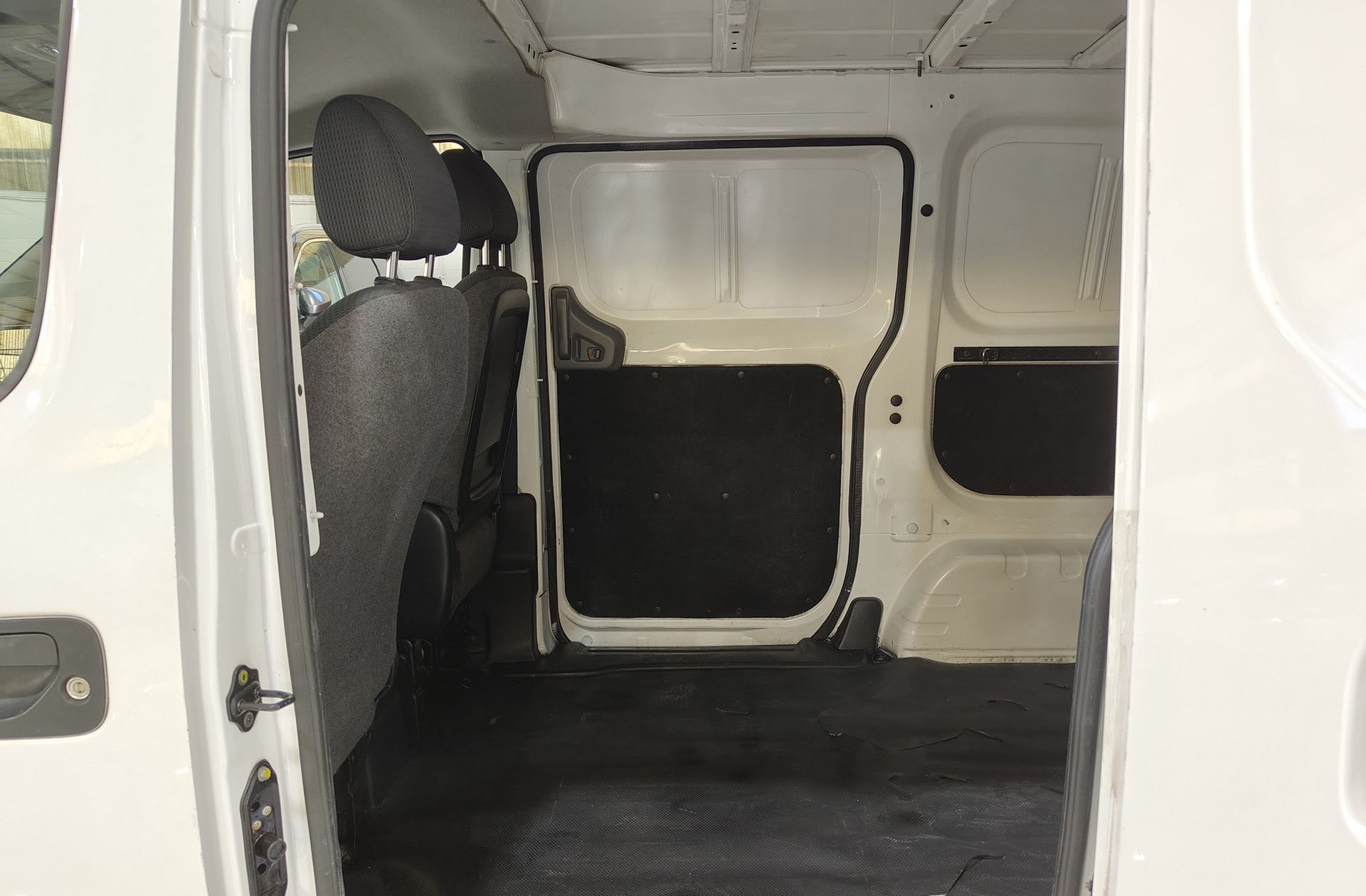 Nissan NV200 Furgon 1.5 dCi Comfort - foto 11