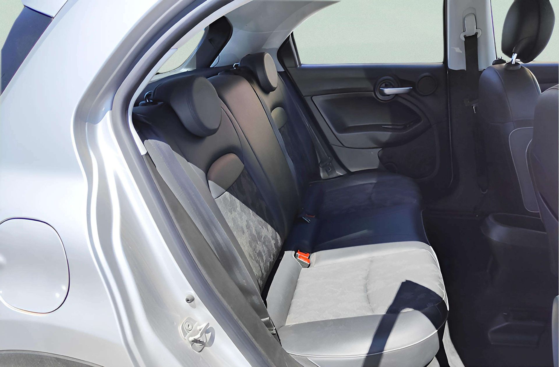 Fiat 500X 1.3 Firefly Cross T4 DCT - foto 14