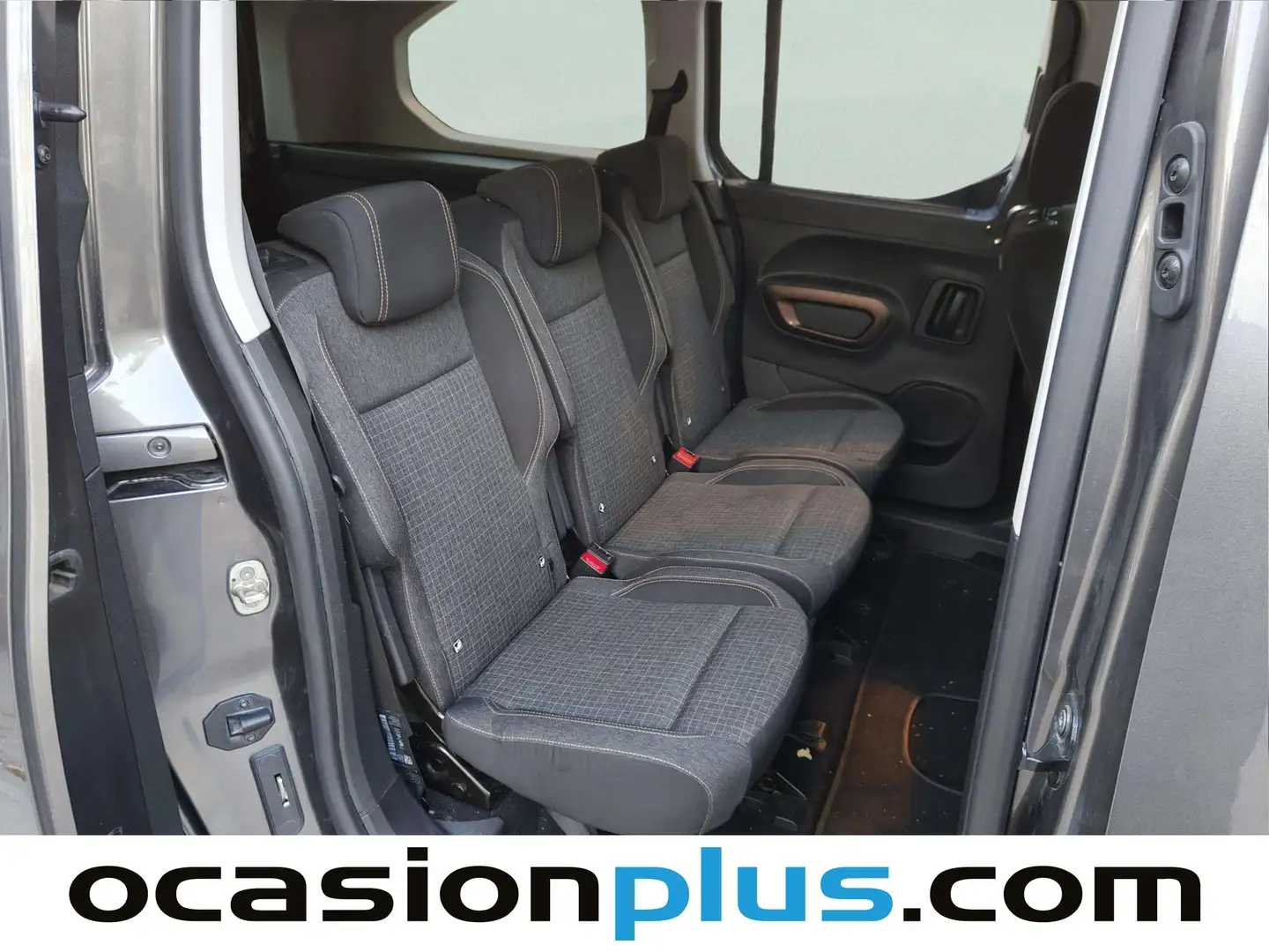 Foto Peugeot Rifter Peugeot Rifter BlueHDi 130 GT Line Standard EAT8 (130 CV)