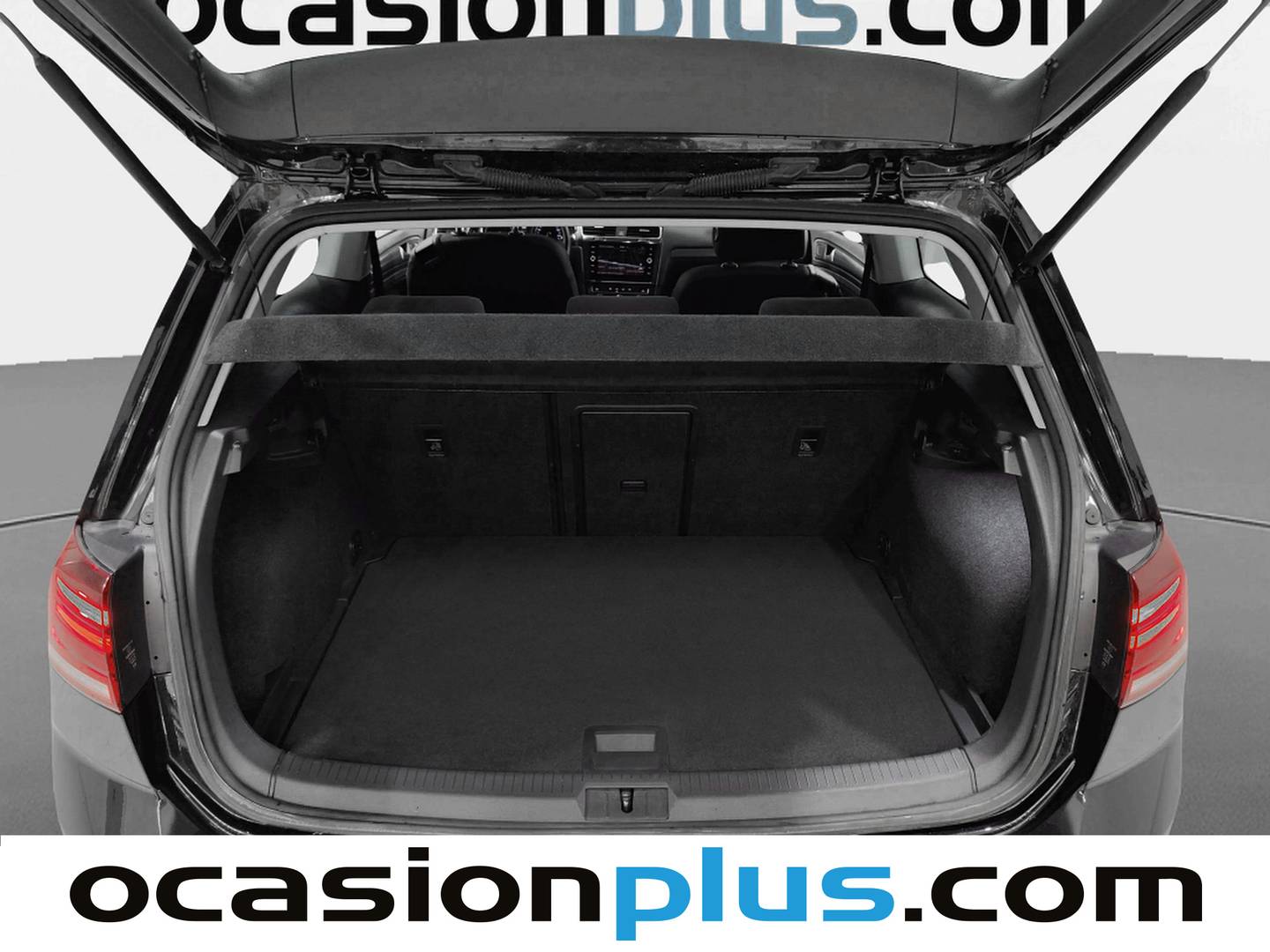 Fotos maletero Volkswagen Golf Volkswagen Golf Advance 1.6 TDI (115 CV)