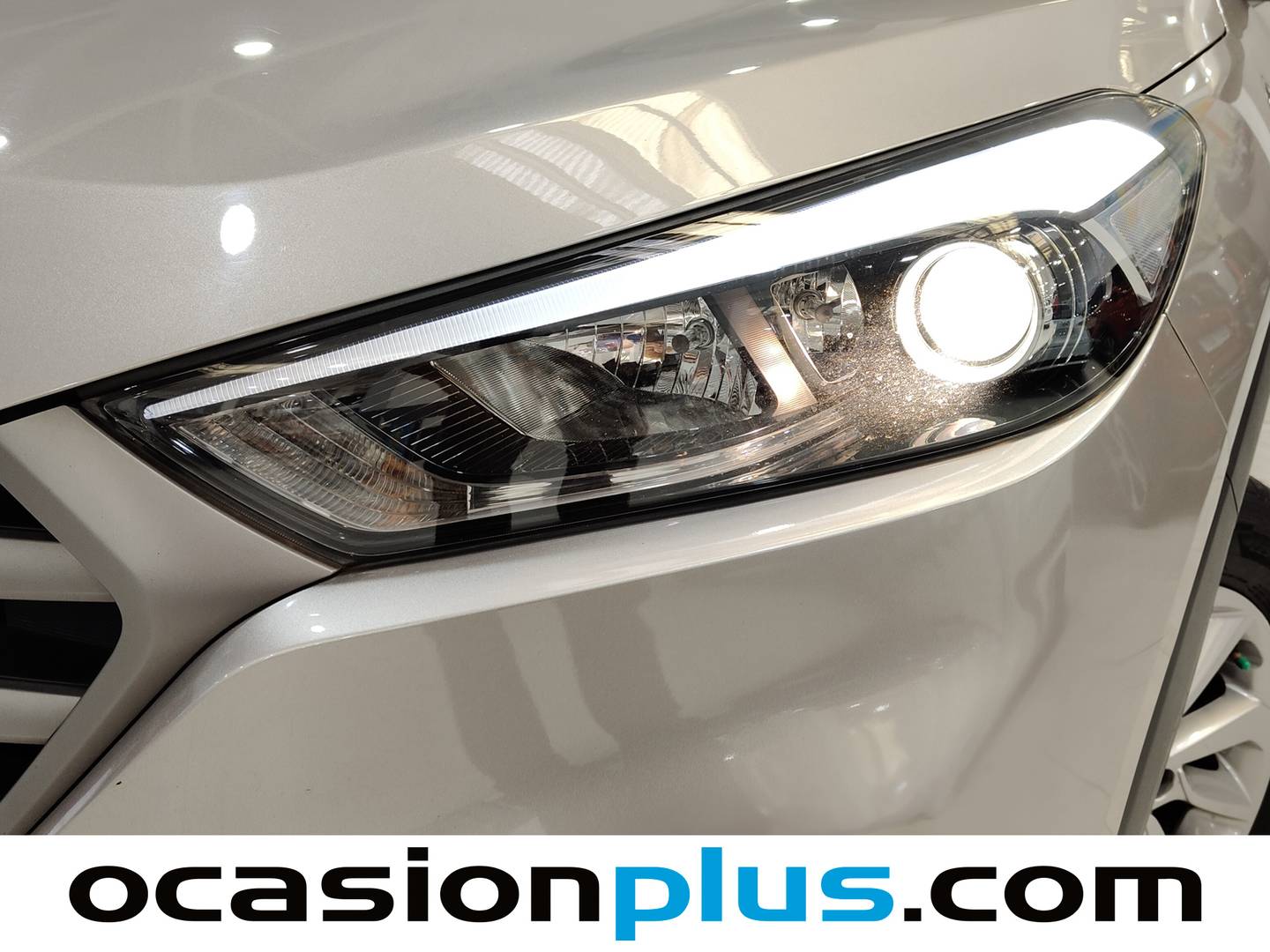 Acabados Hyundai Tucson Hyundai Tucson 1.7 CRDI BlueDrive Link Sky 4x2 (115 CV)