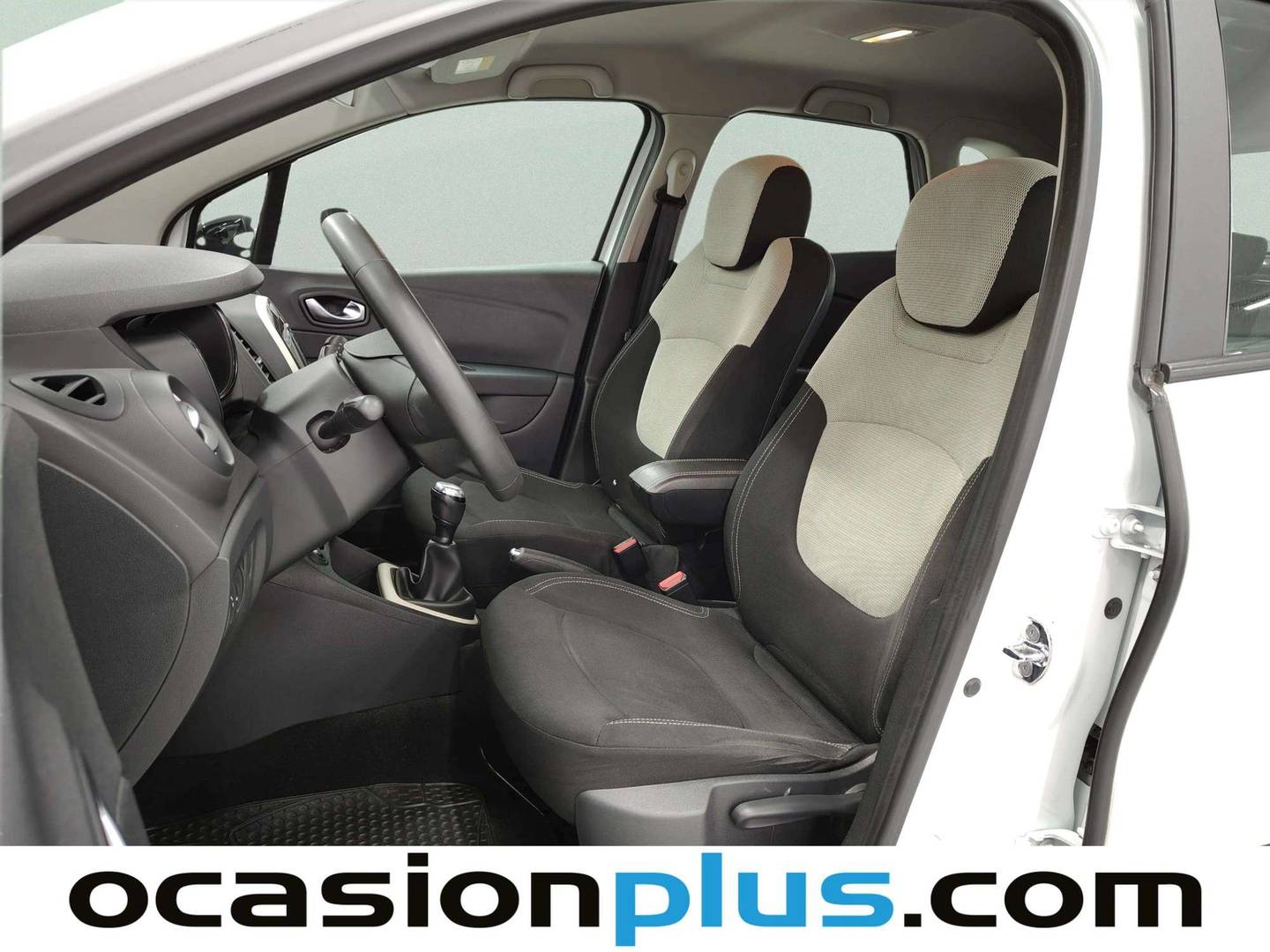 Foto asientos delanteros Renault Captur Renault Captur Intens Energy eco2 dCi (90 CV)
