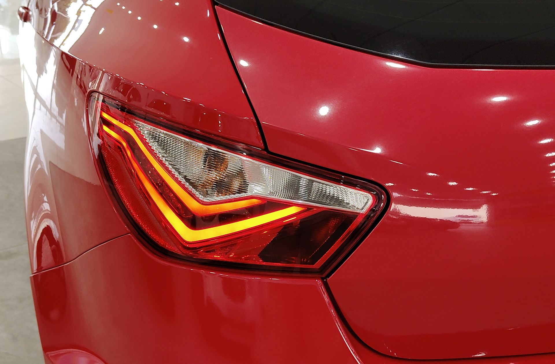 SEAT Ibiza SC 1.8 TSI Cupra - foto 16