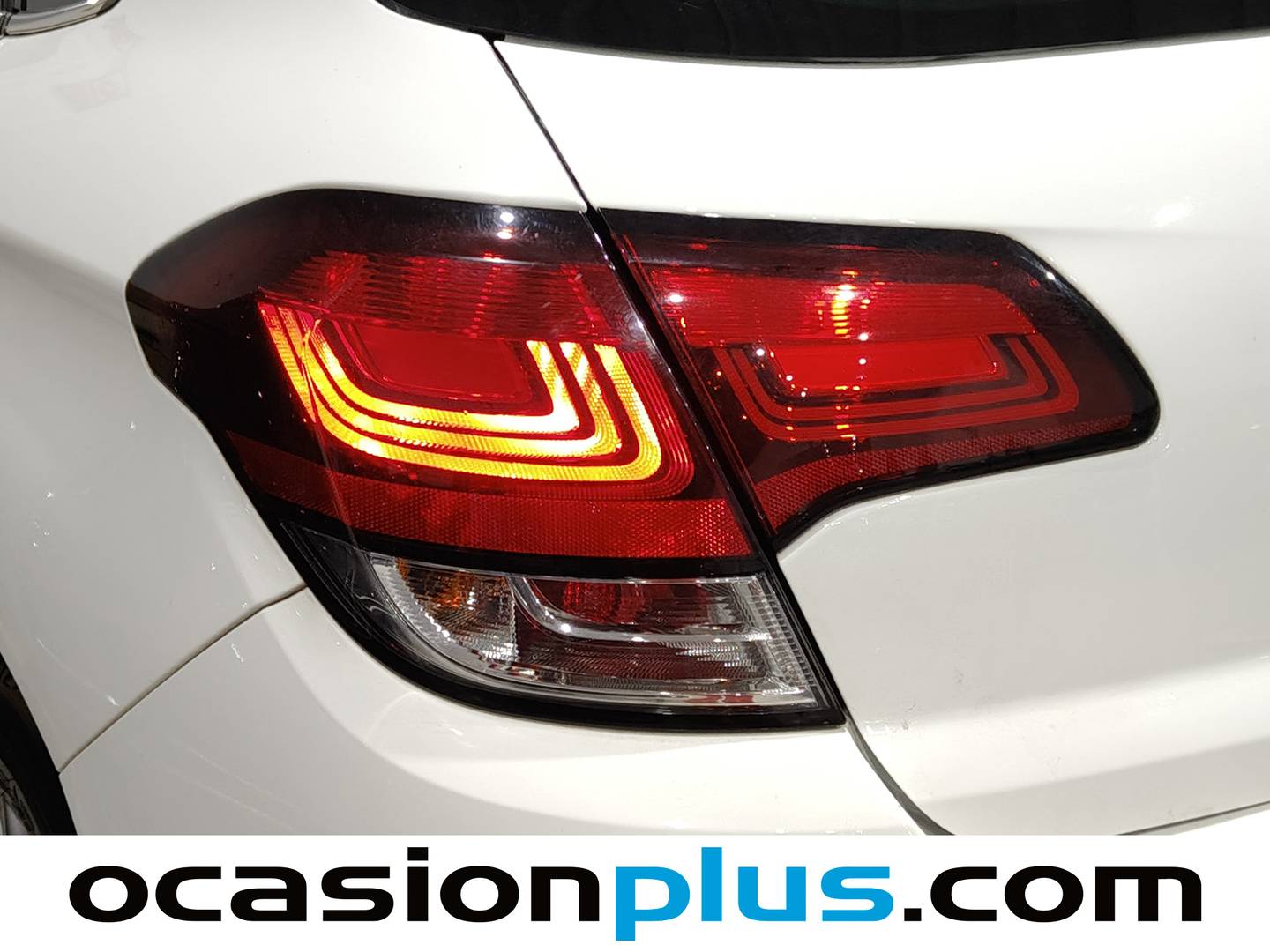 Foto Citroën C4 Citroen C4 PureTech 110 Live Edition (110 CV)