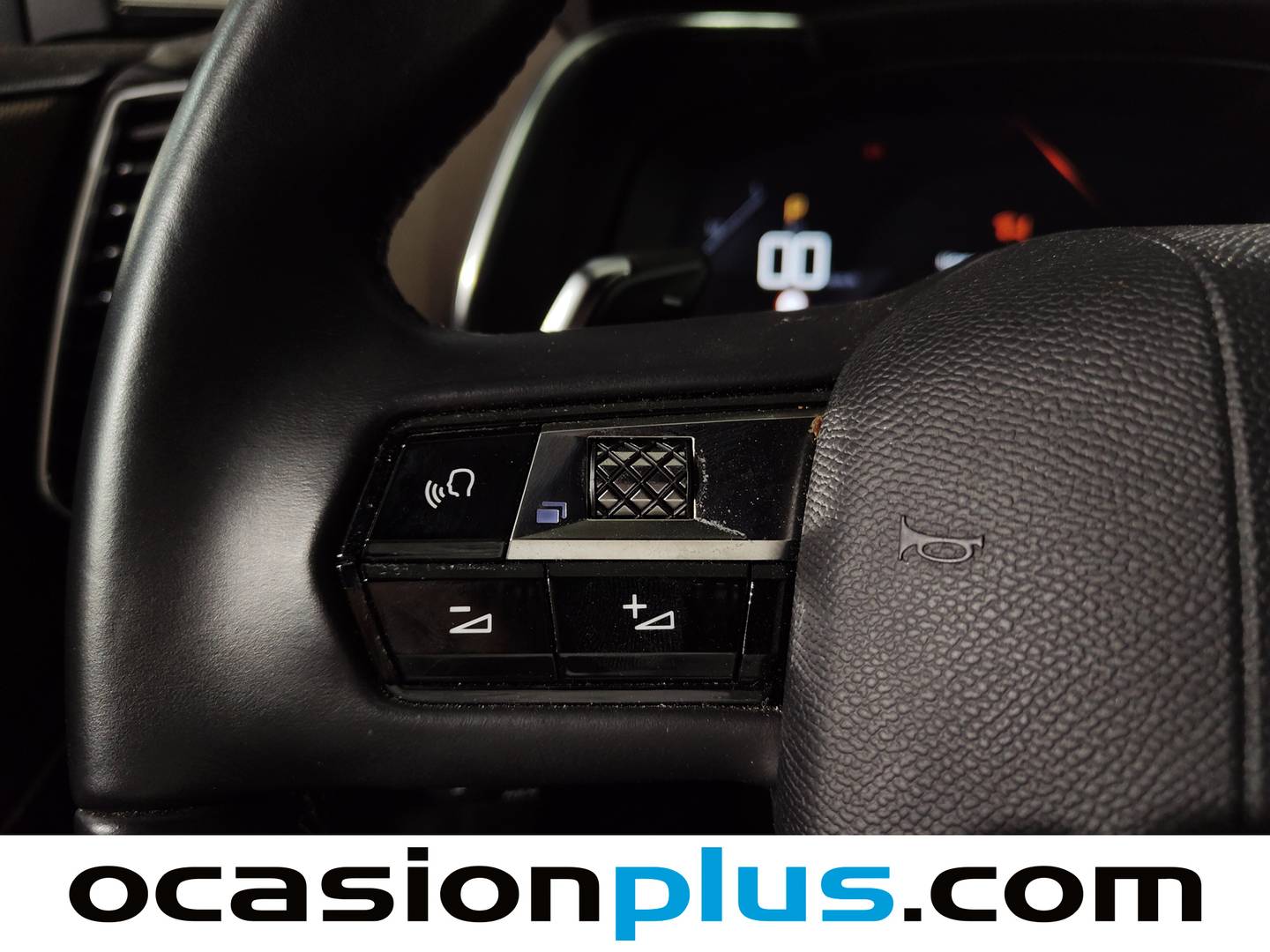DS DS 7 Crossback DS DS7 Crossback PureTech 180 Bastille+ AT  (180 CV) 180cv