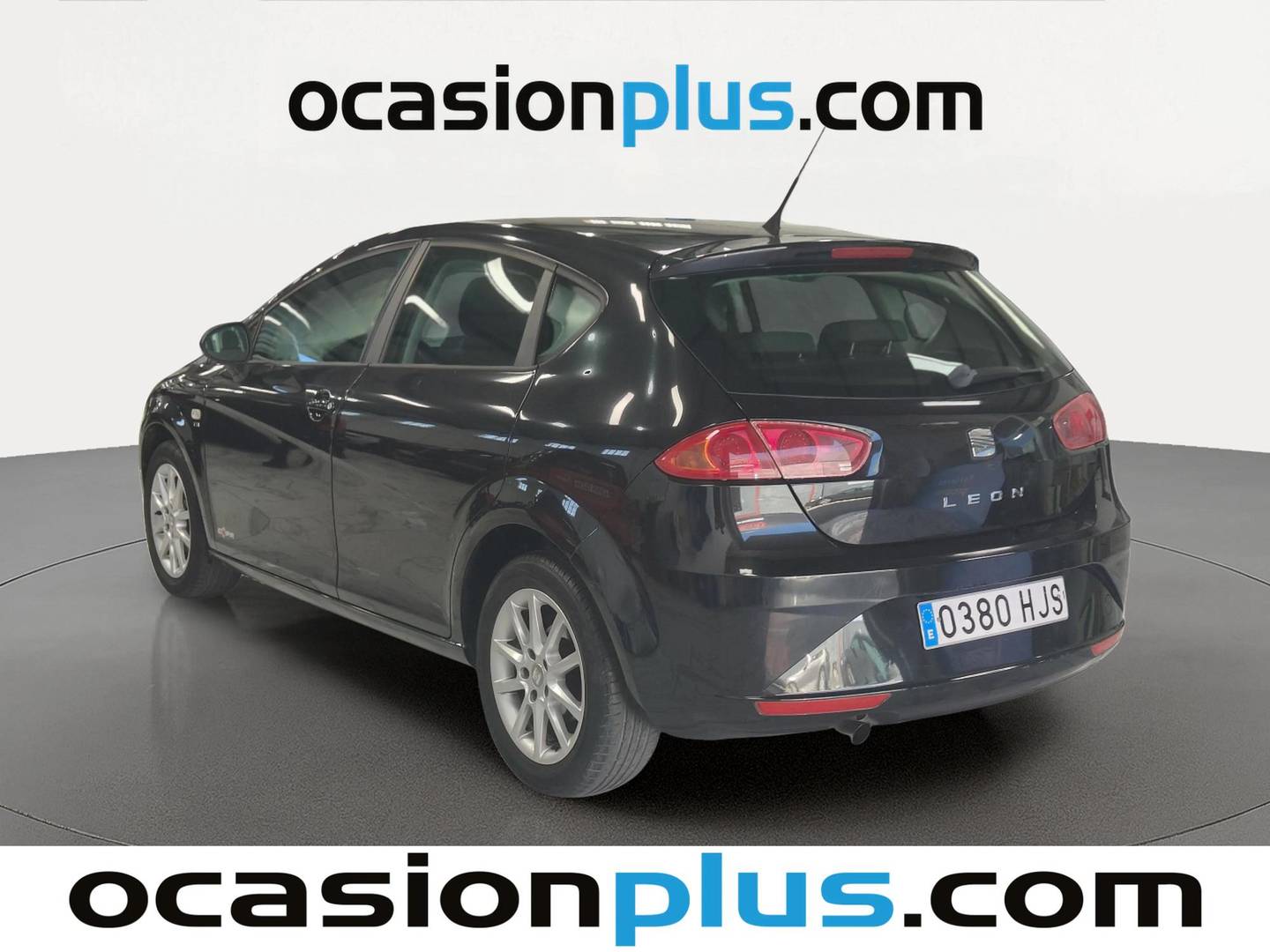 Foto trasera Seat León Seat León 1.2 TSI Reference Copa (105 CV) izquierda