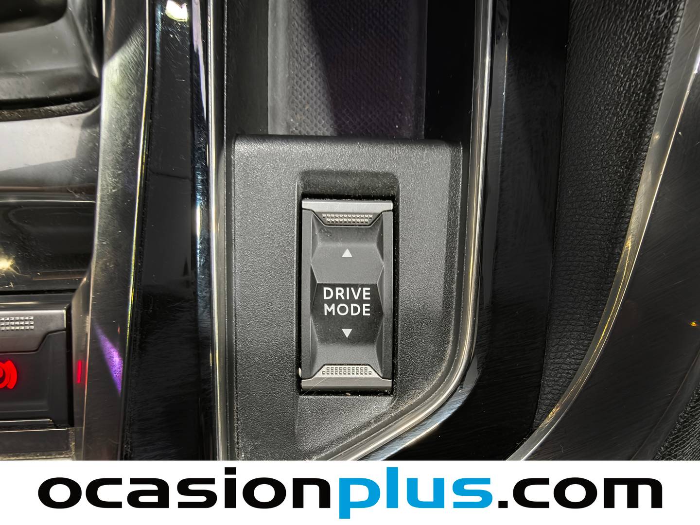 Acabados Peugeot 5008 Peugeot 5008 BlueHDI 130 S&S GT EAT8 (130 CV) 7 PLAZAS
