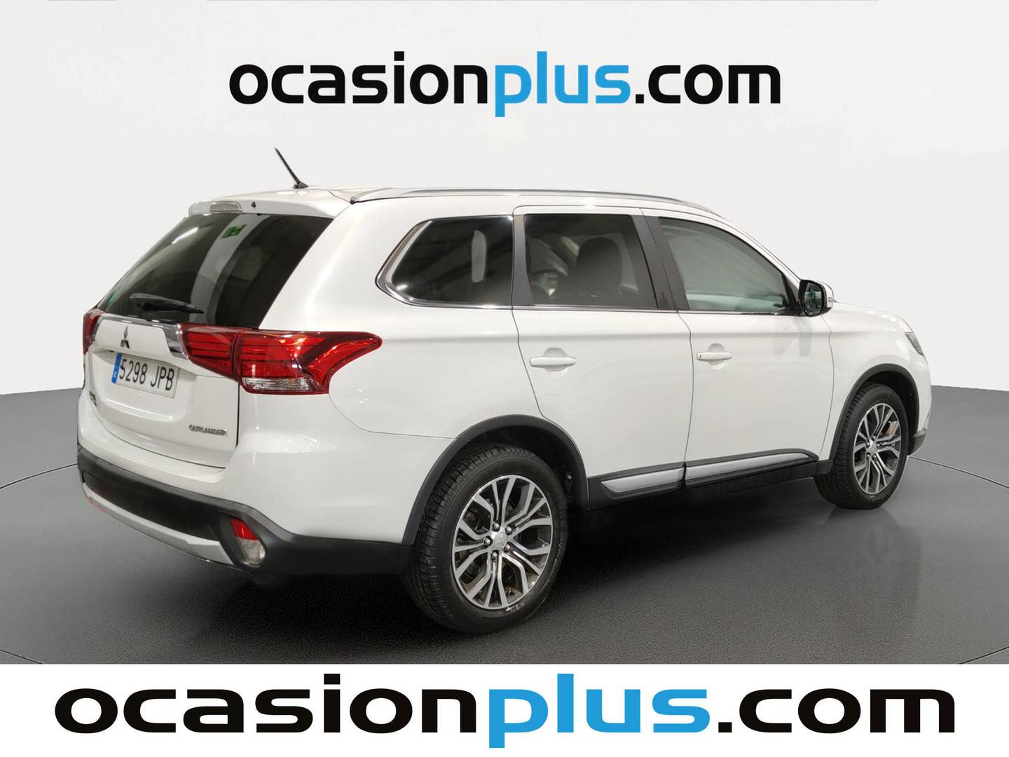 Foto trasera Mitsubishi Outlander Mitsubishi Outlander 220 DI-D Motion 2WD (150 CV) derecha