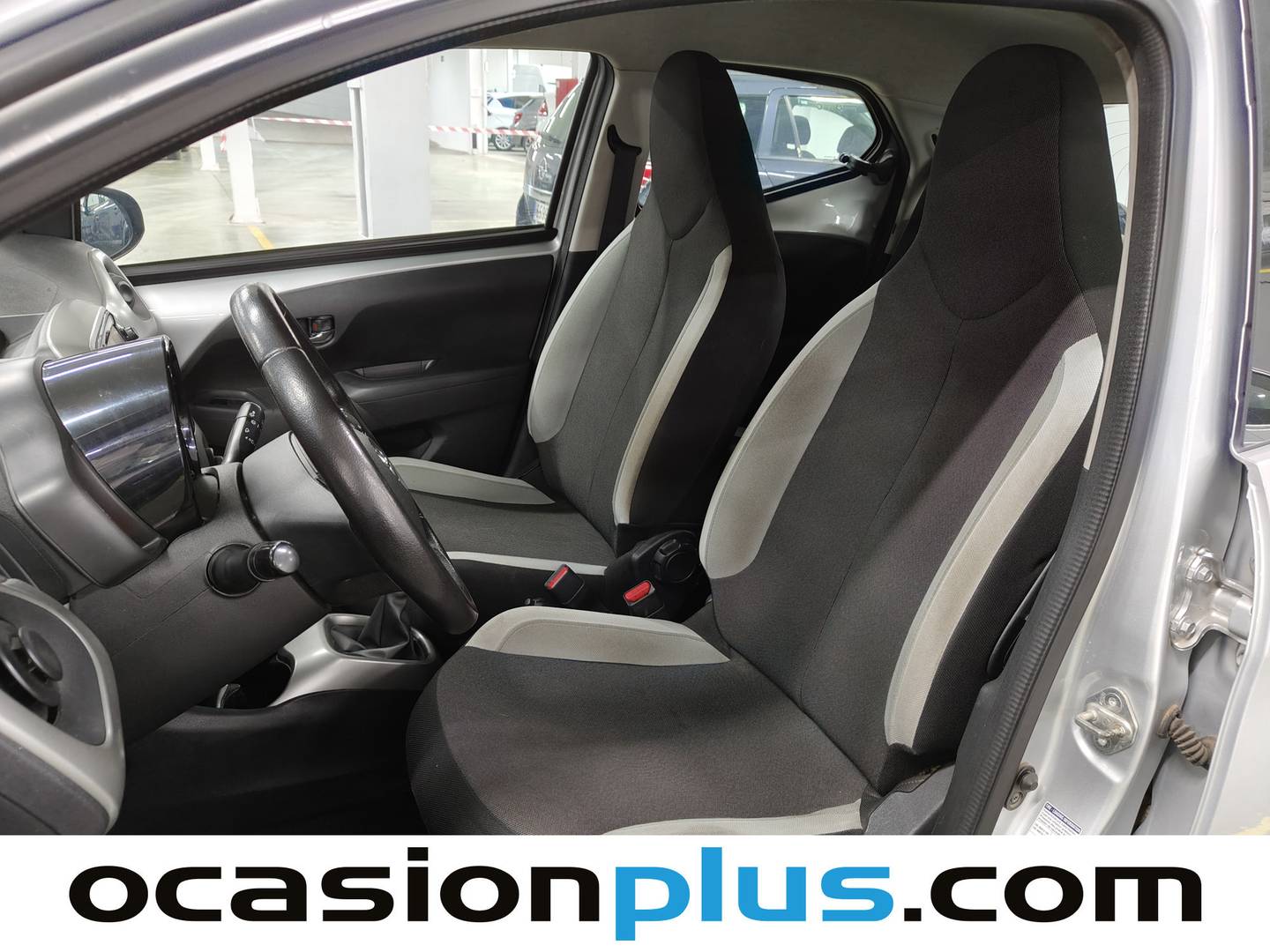 Foto asientos delanteros Toyota Aygo Toyota Aygo 1.0 70 x-play (69 CV)